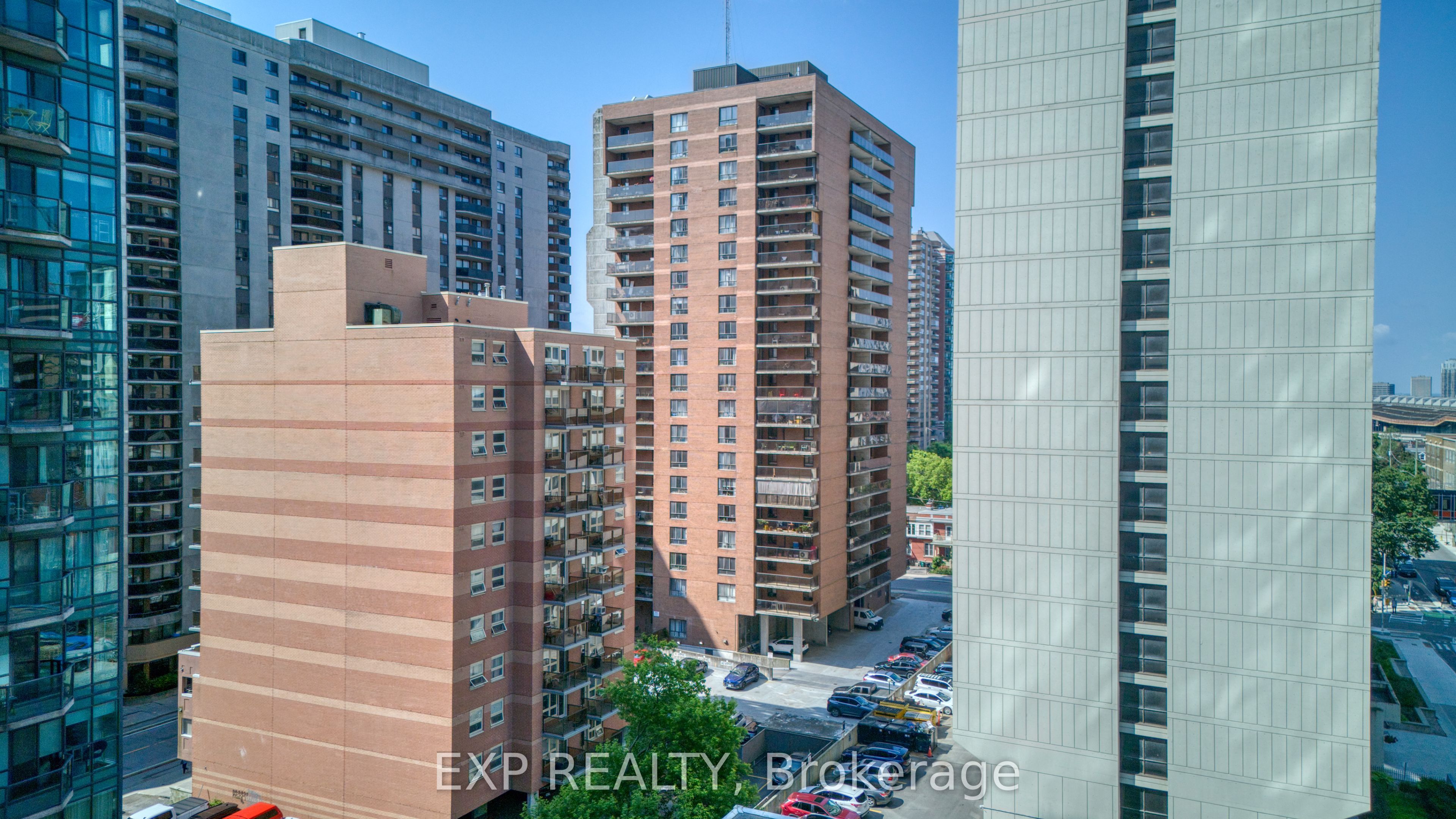#204 - 475 Laurier Avenue Property Photo 42