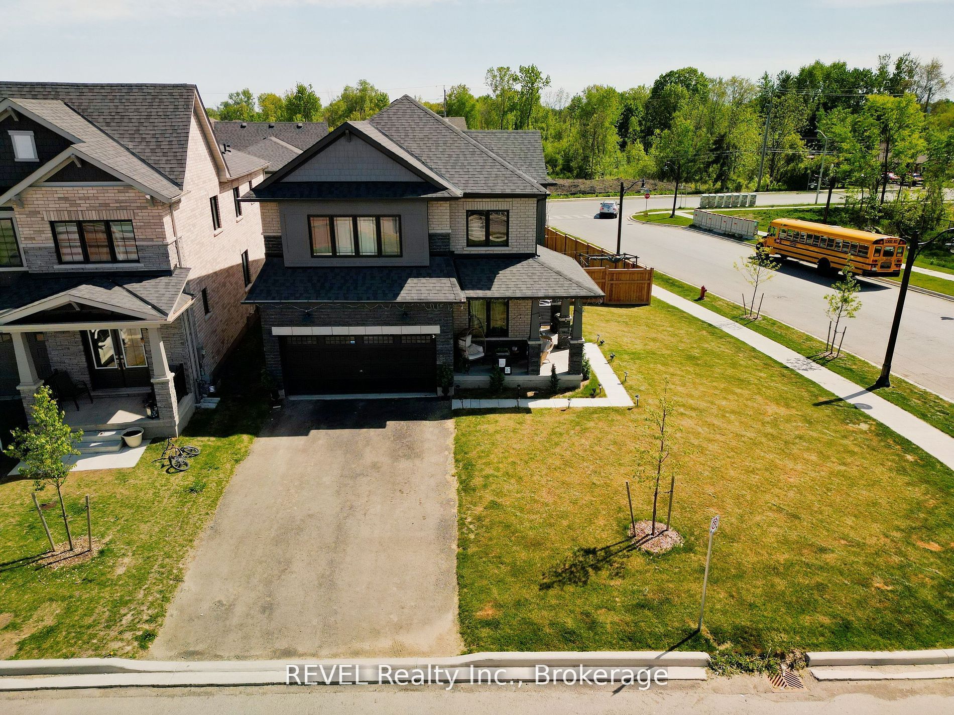 167 Stern Drive Property Photo 3