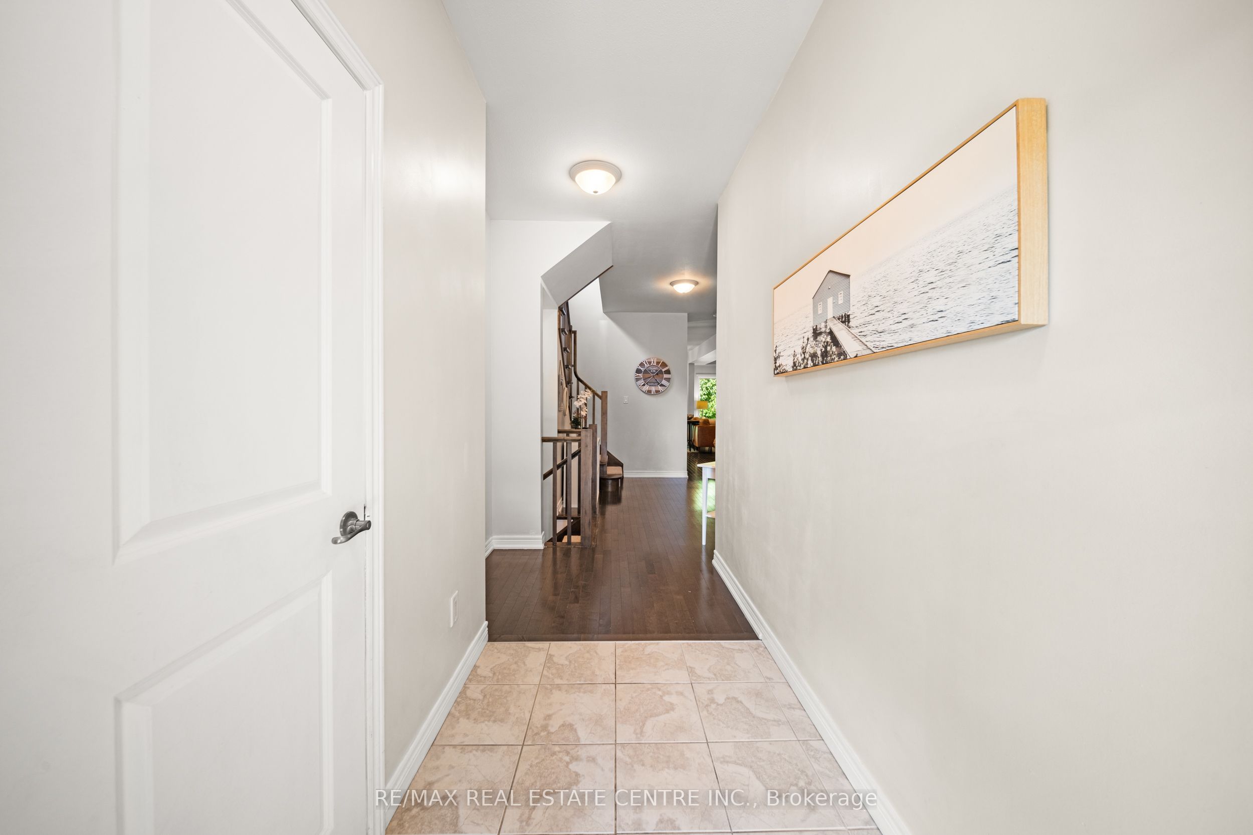 441 Stonehenge Drive 16 Property Photo 7