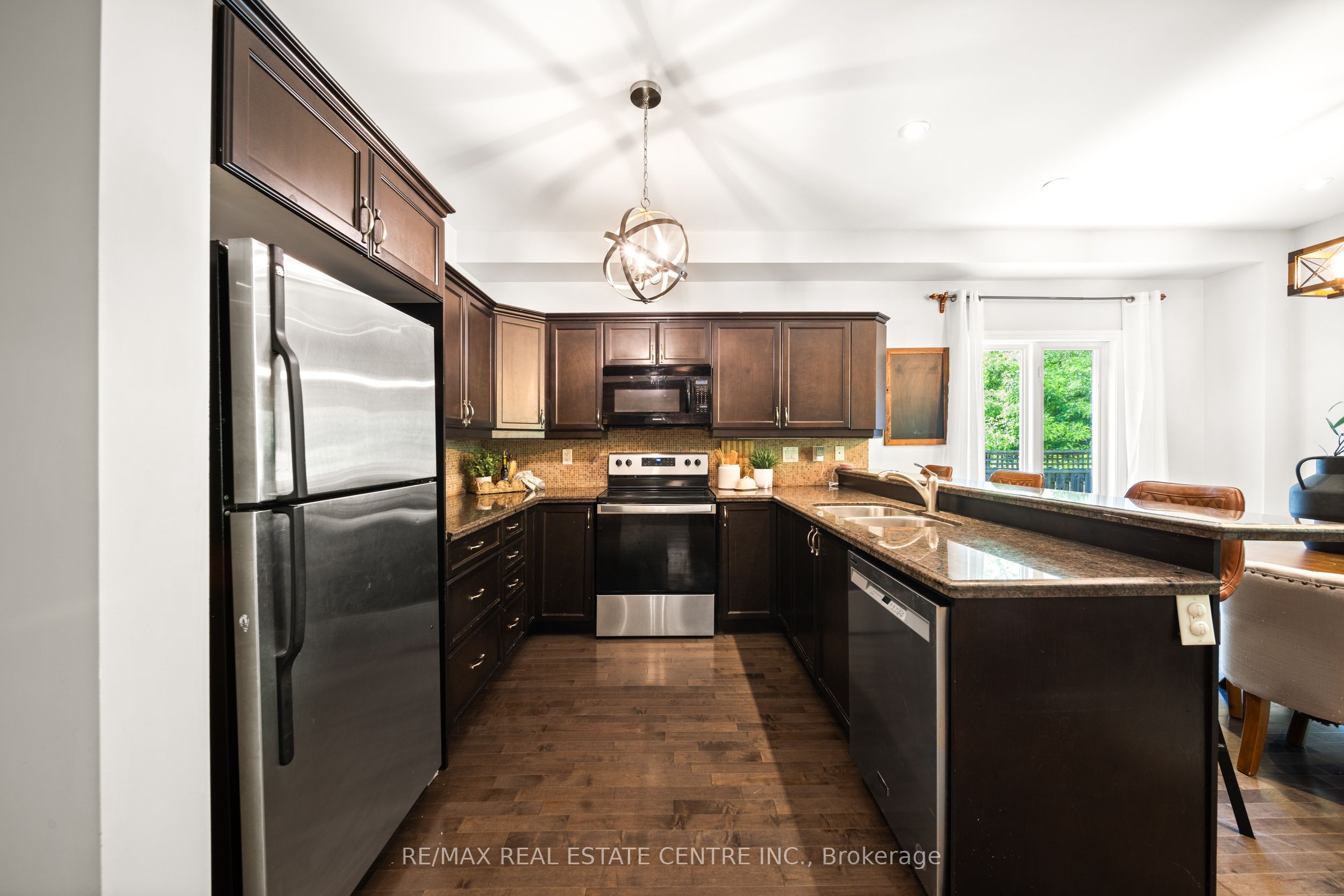 441 Stonehenge Drive 16 Property Photo 22