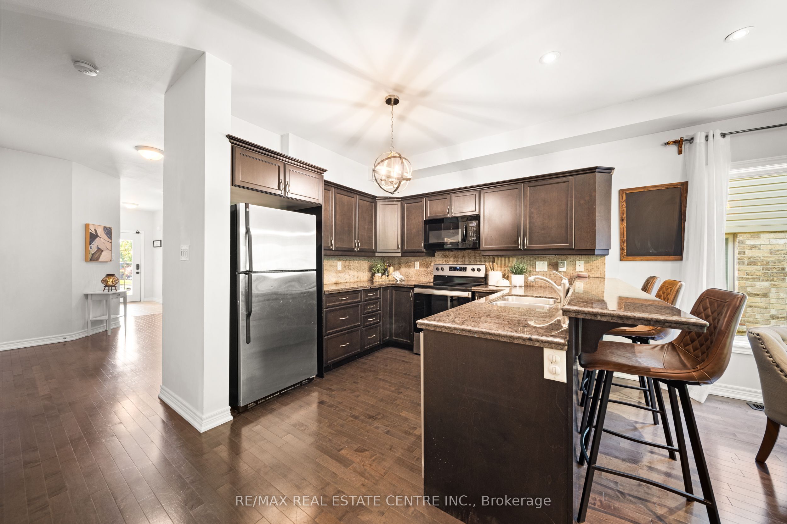 441 Stonehenge Drive 16 Property Photo 25