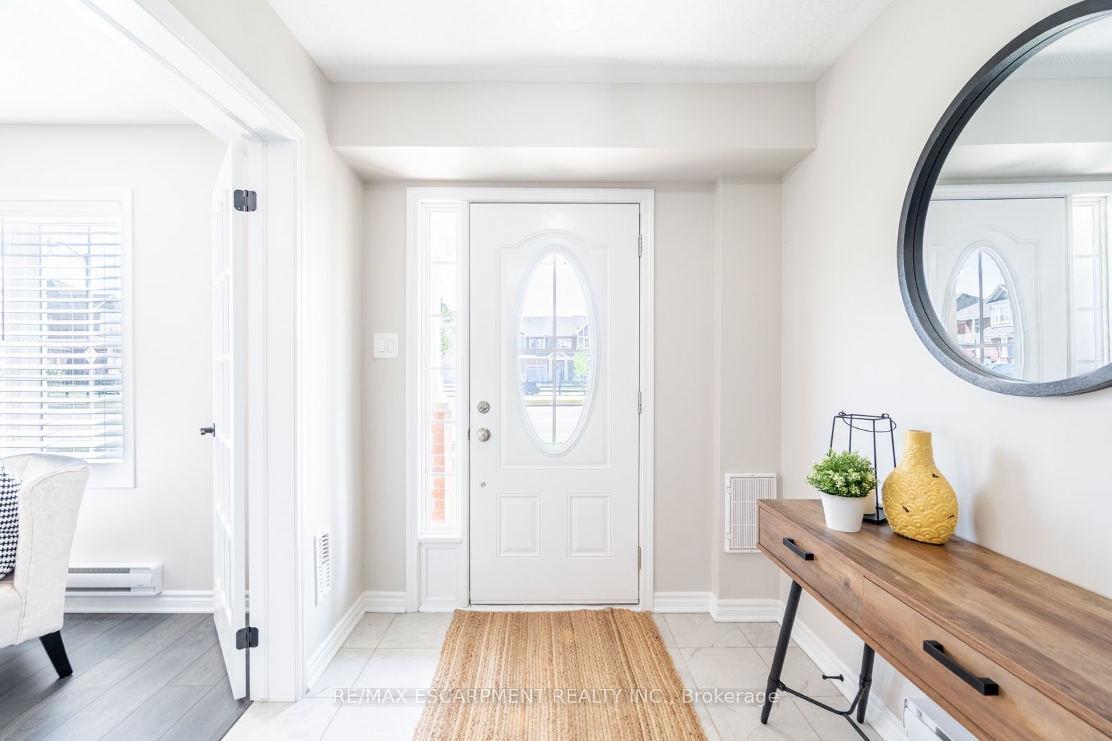 230 Avonsyde Boulevard 15 Property Photo 8