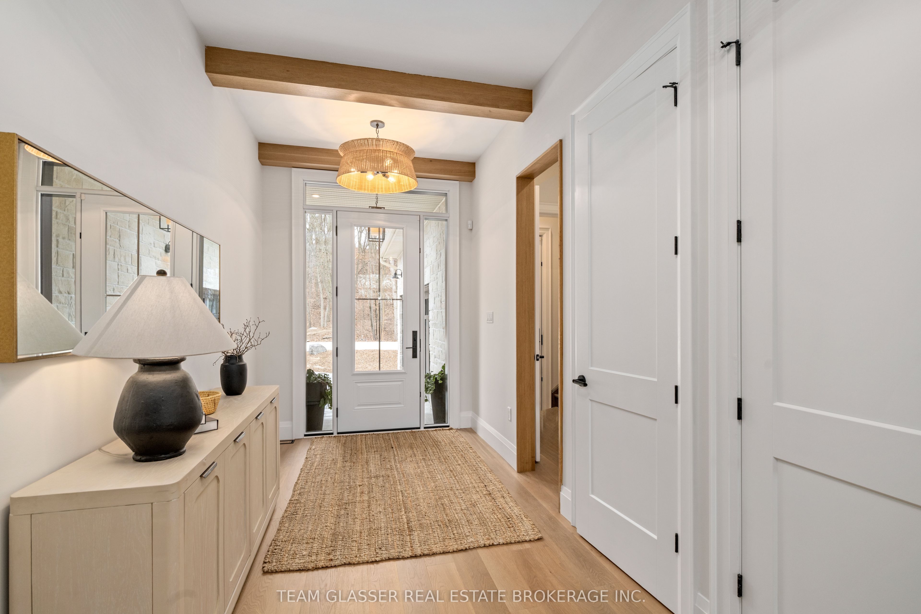 10099 Pinery Bluffs Road Property Photo 4