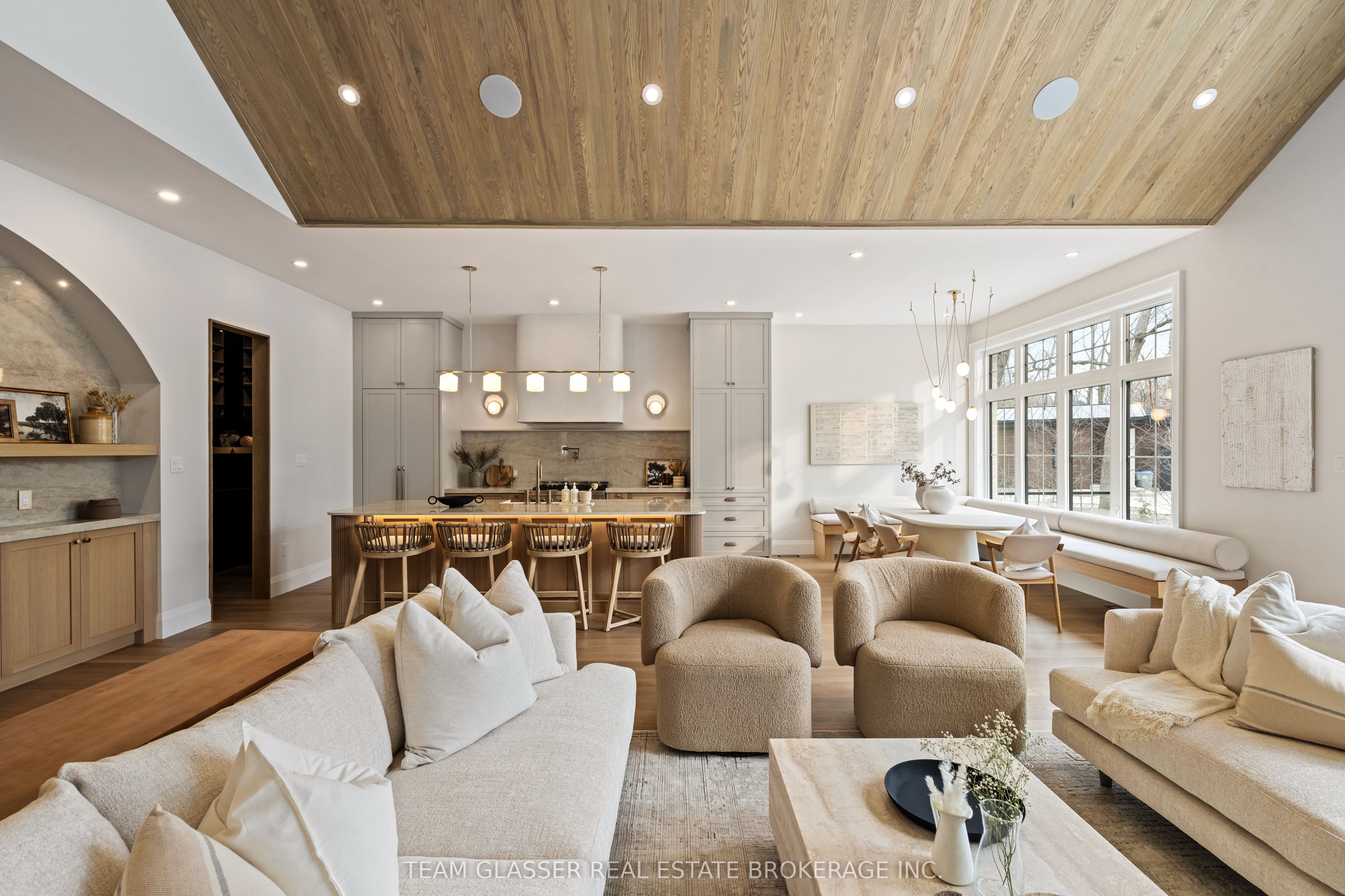 10099 Pinery Bluffs Road Property Photo 10