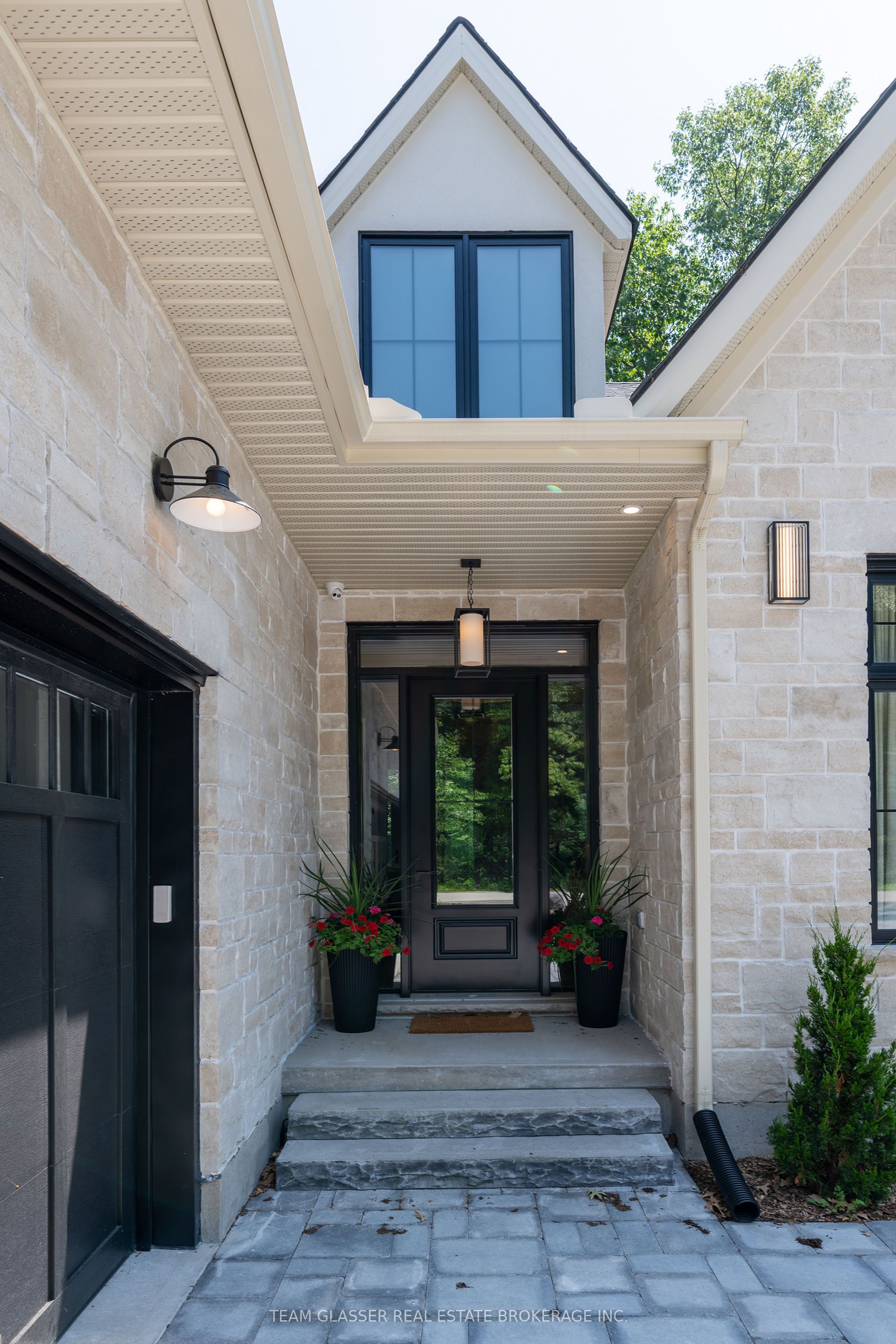 10099 Pinery Bluffs Road Property Photo 13