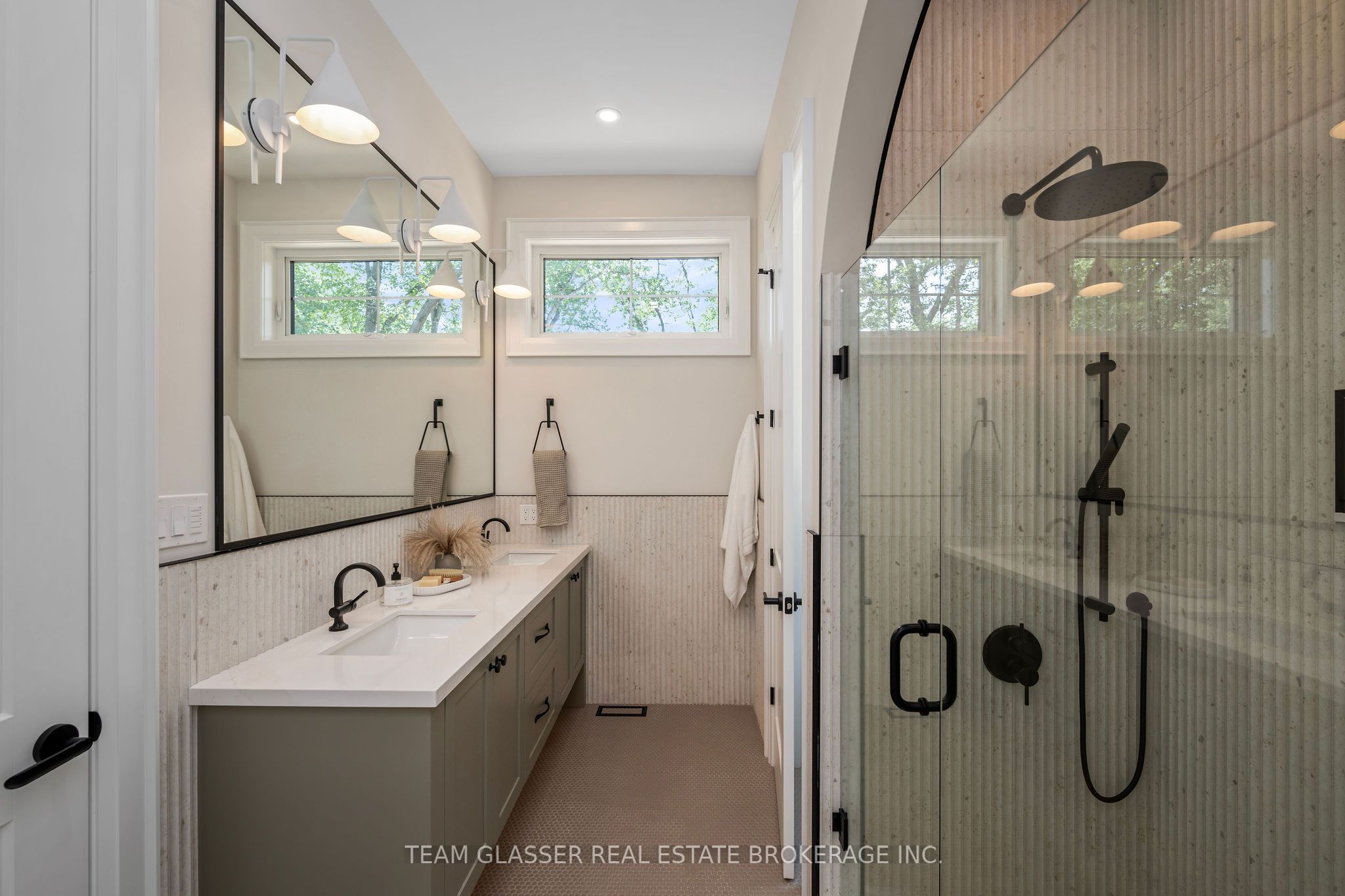 10099 Pinery Bluffs Road Property Photo 41