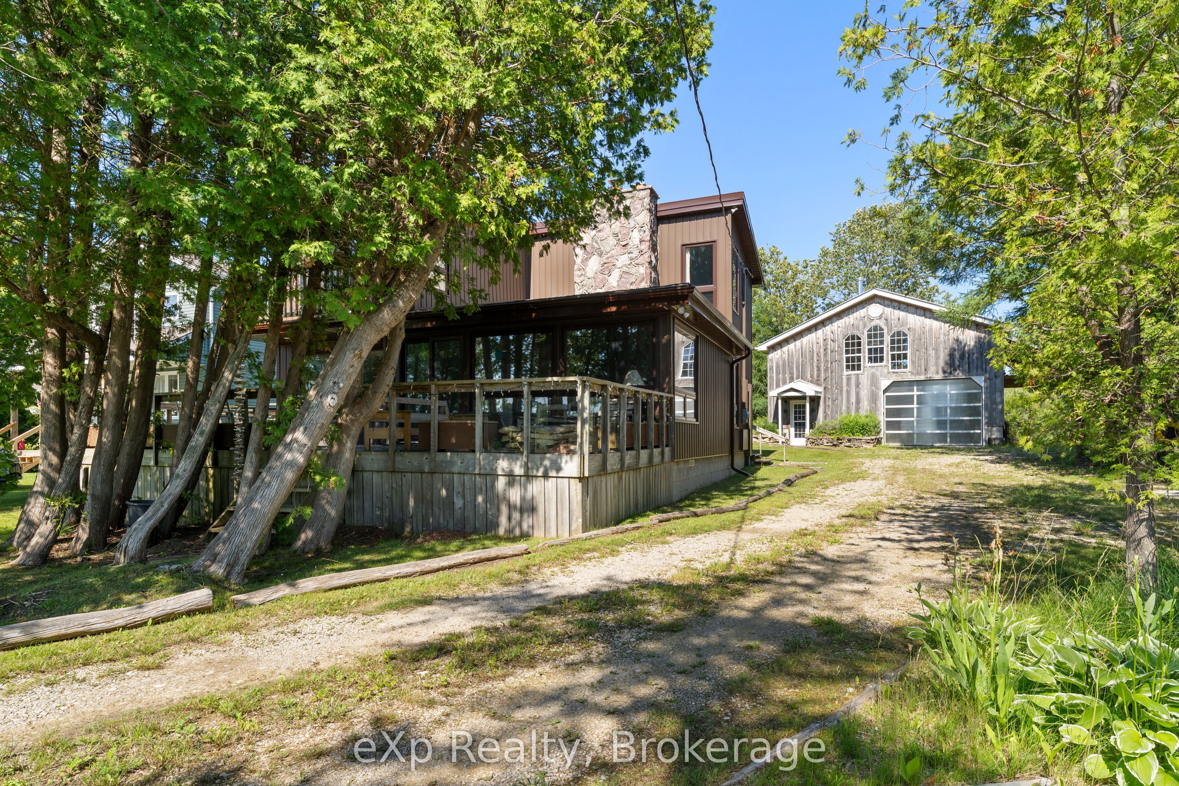 329 Bay Street Property Photo 1