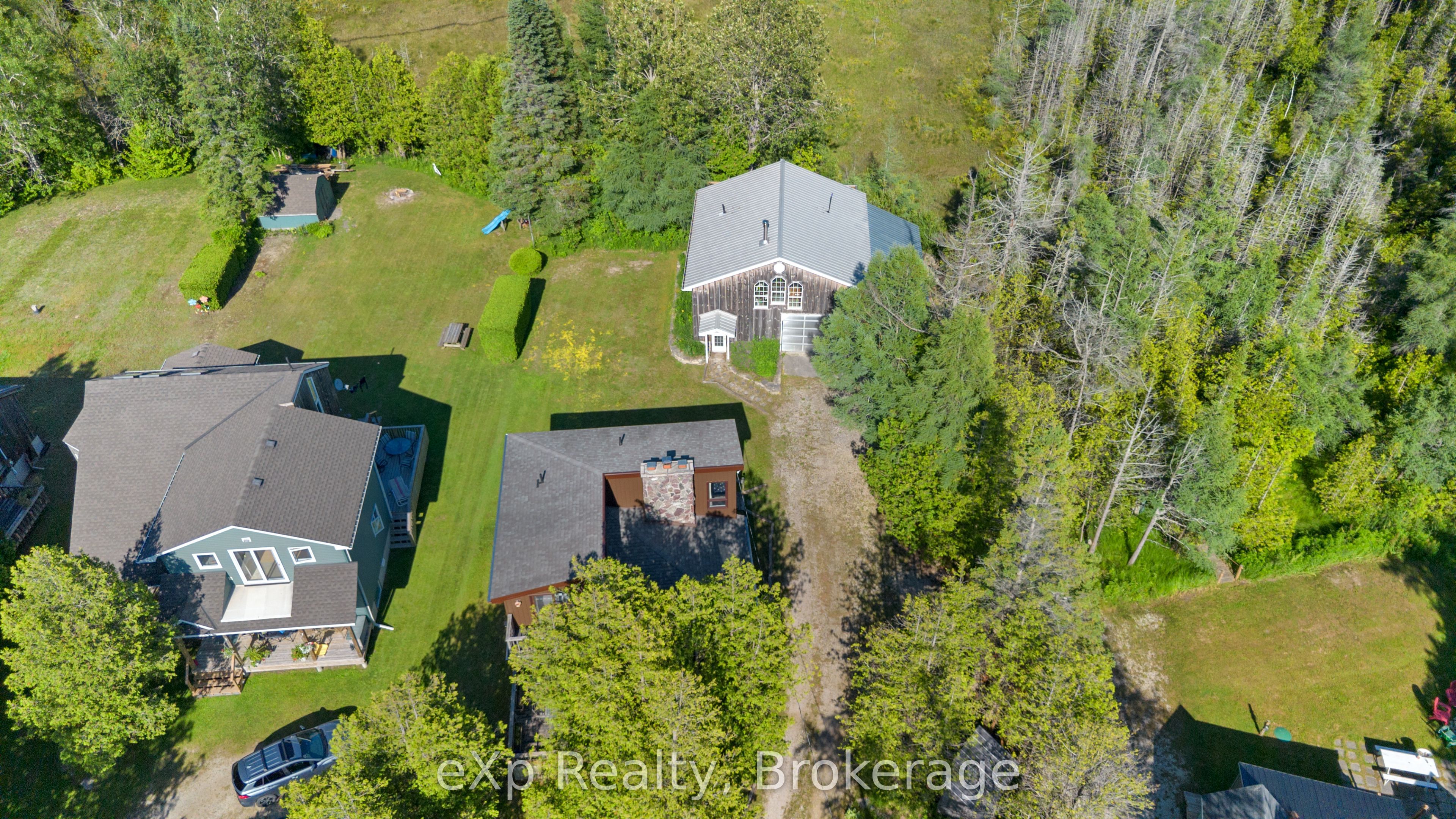 329 Bay Street Property Photo 7