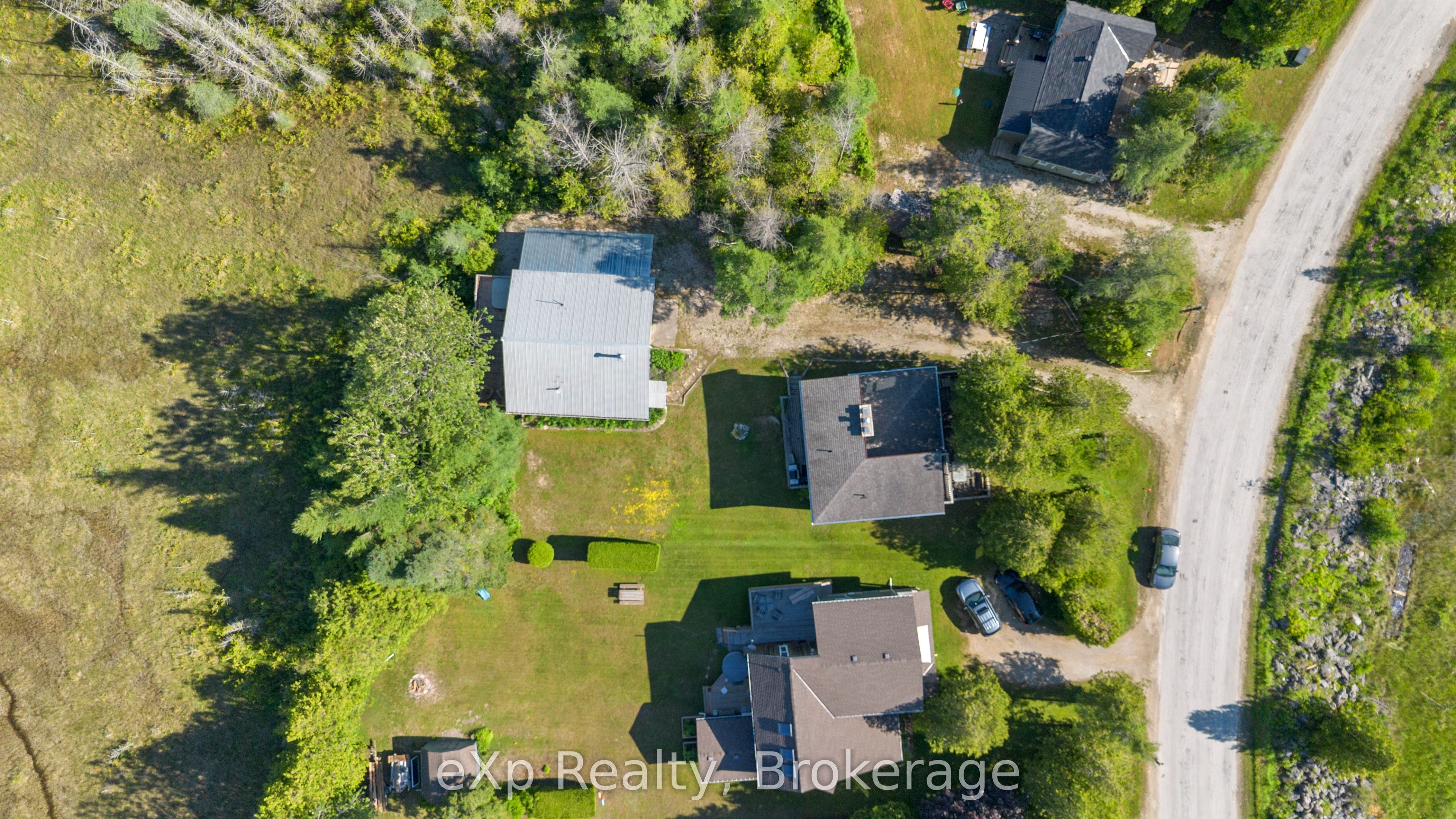 329 Bay Street Property Photo 9