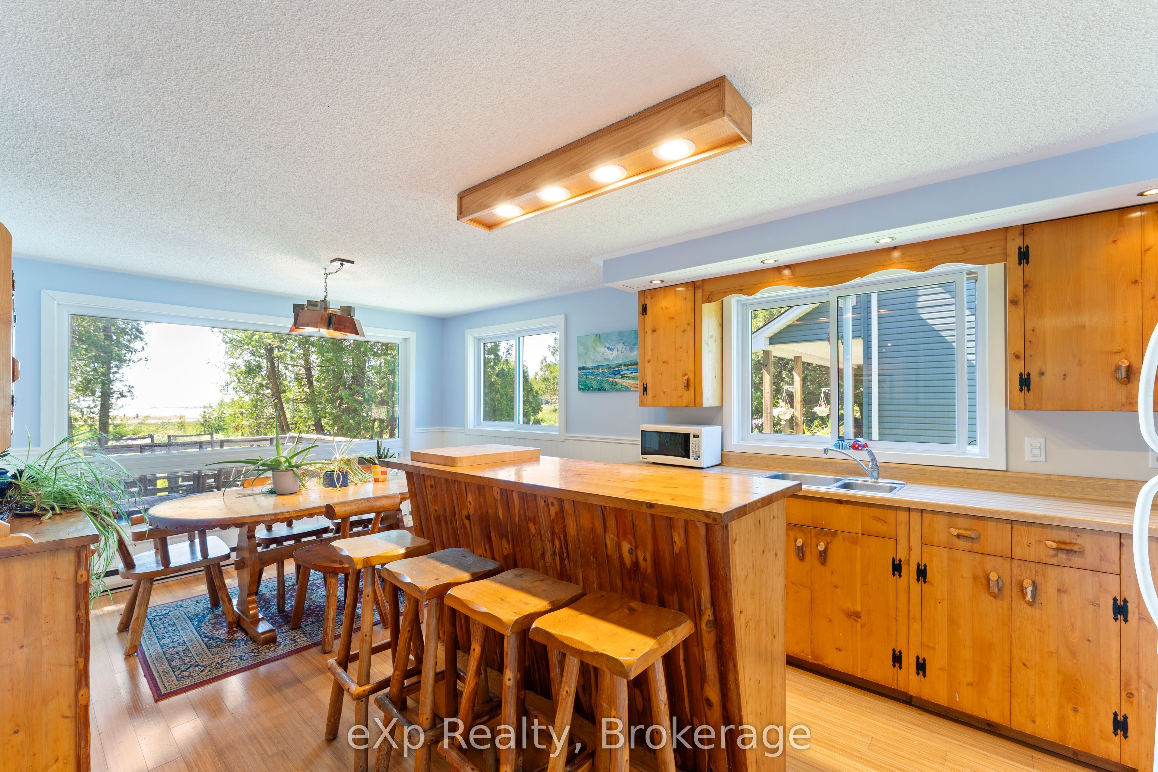 329 Bay Street Property Photo 15