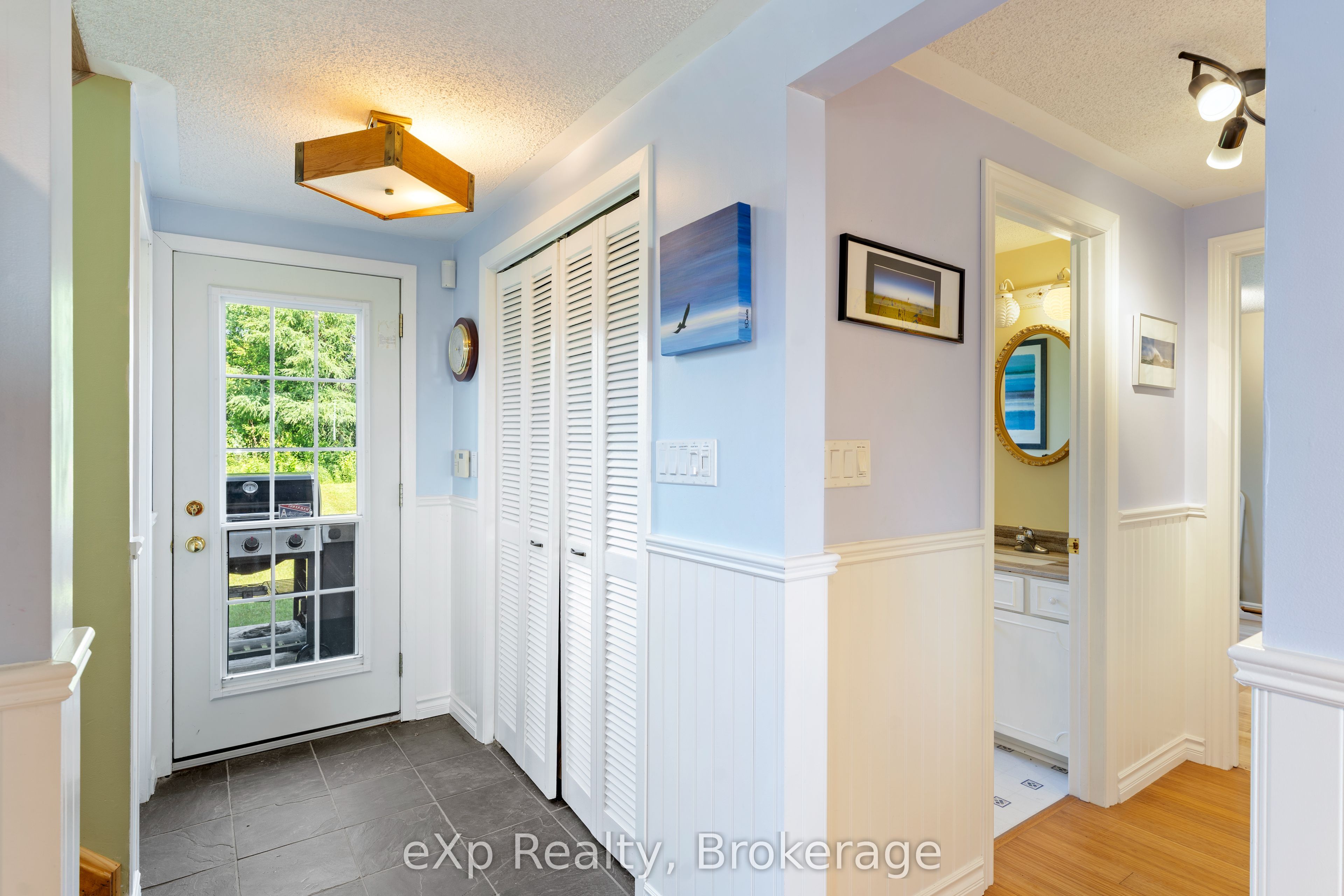 329 Bay Street Property Photo 18