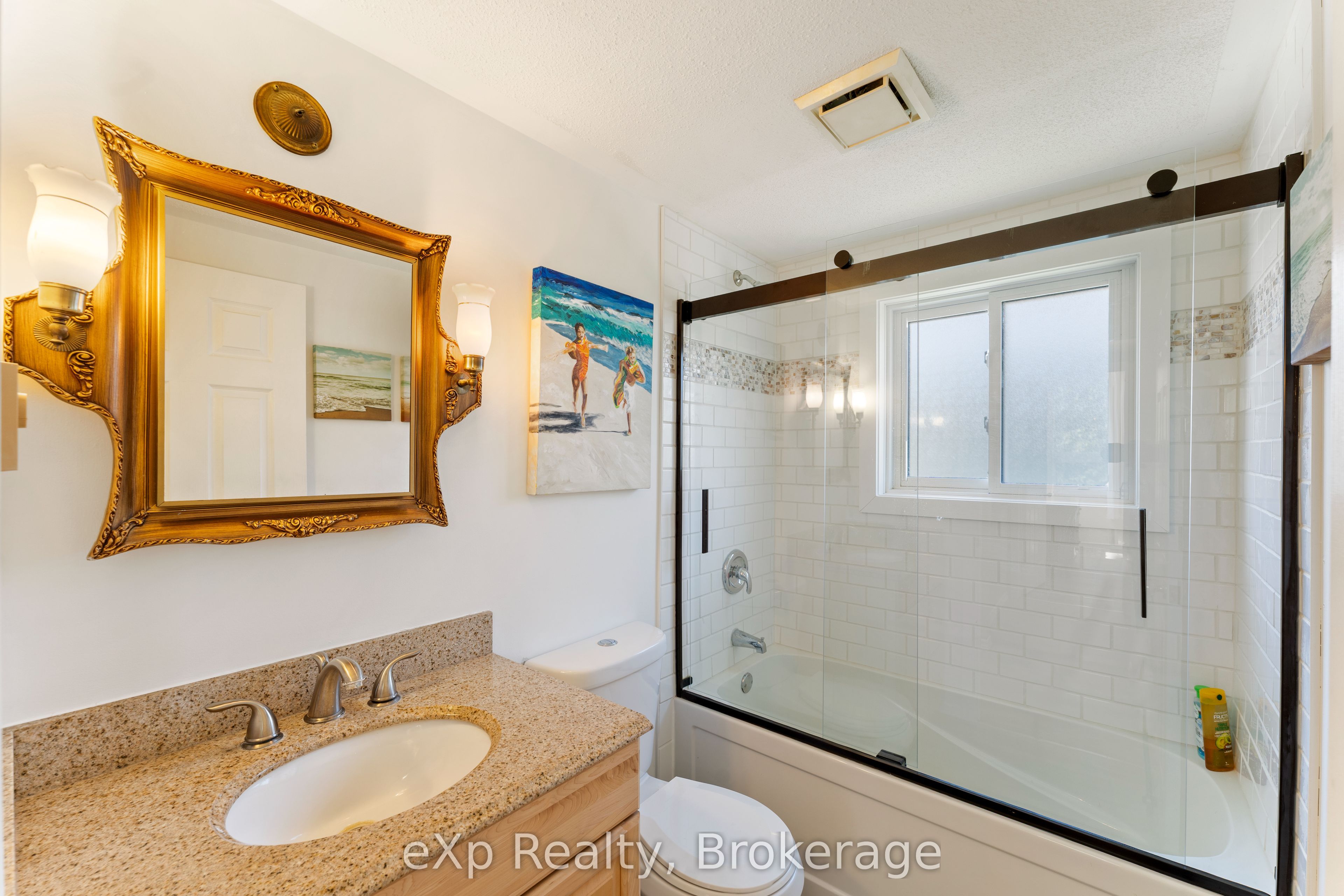 329 Bay Street Property Photo 25