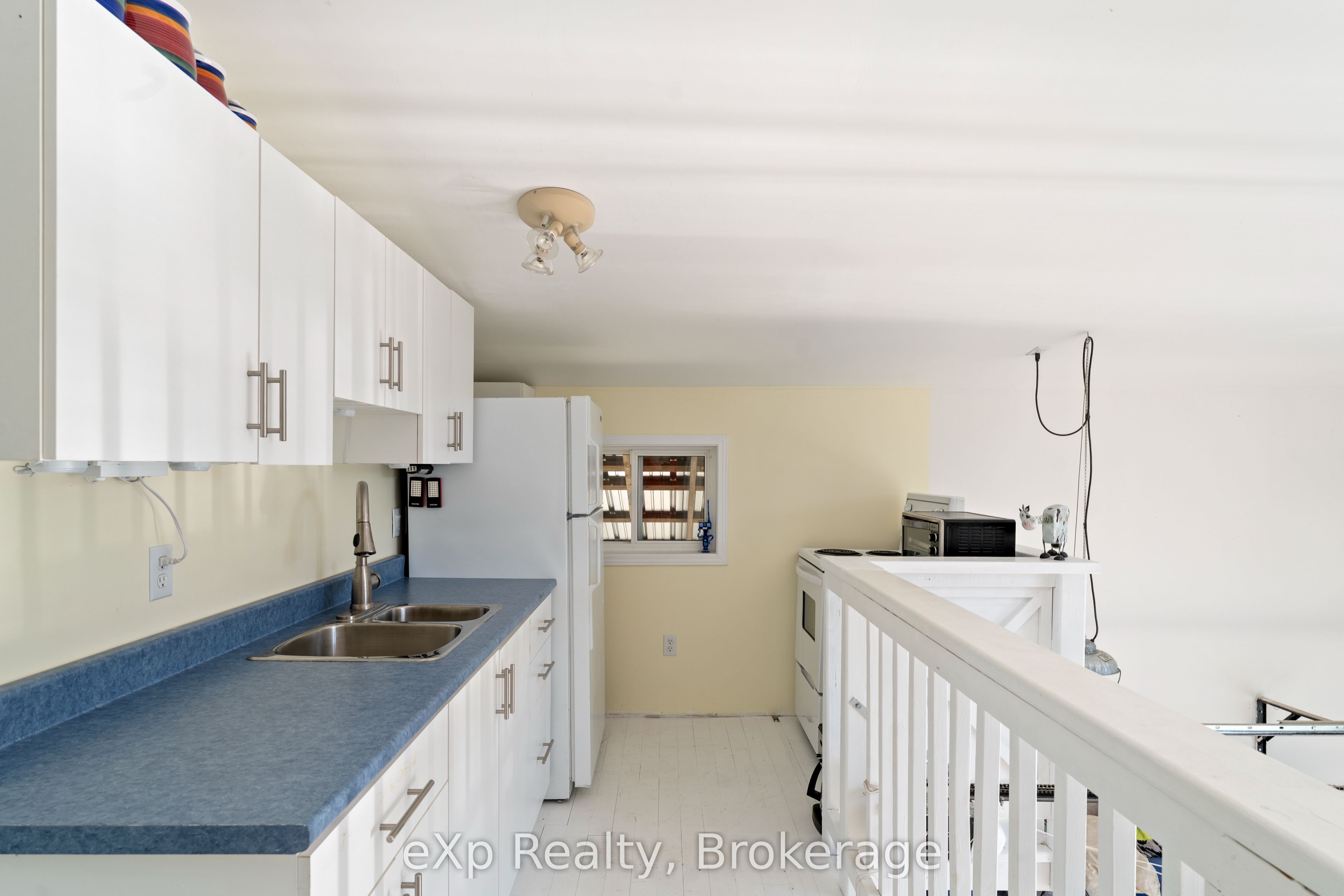 329 Bay Street Property Photo 39