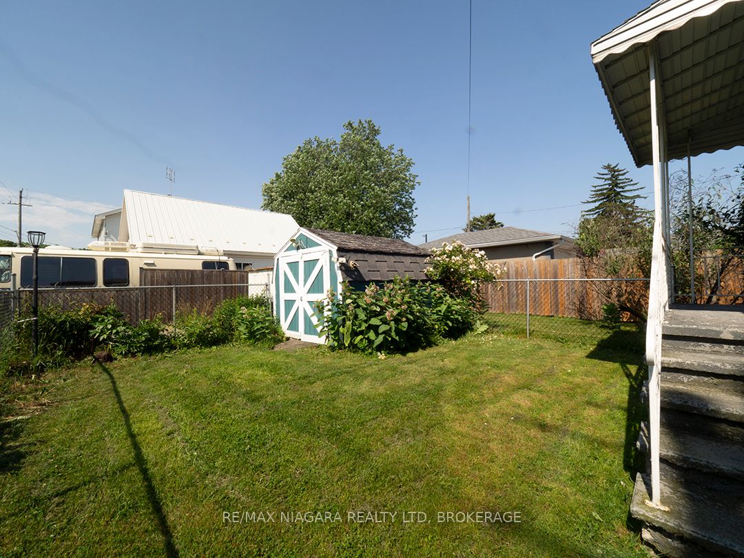 58 Christmas Street Property Photo 3