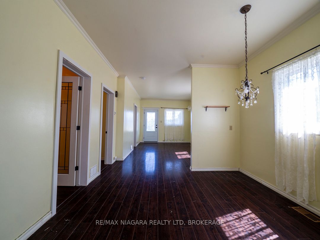 58 Christmas Street Property Photo 5