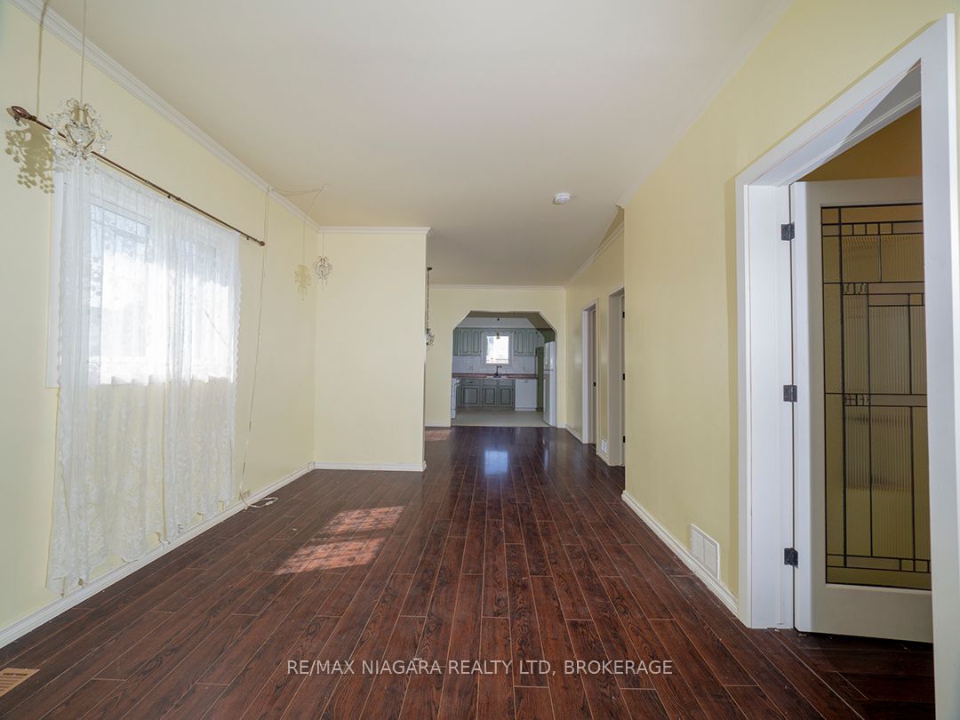 58 Christmas Street Property Photo 8