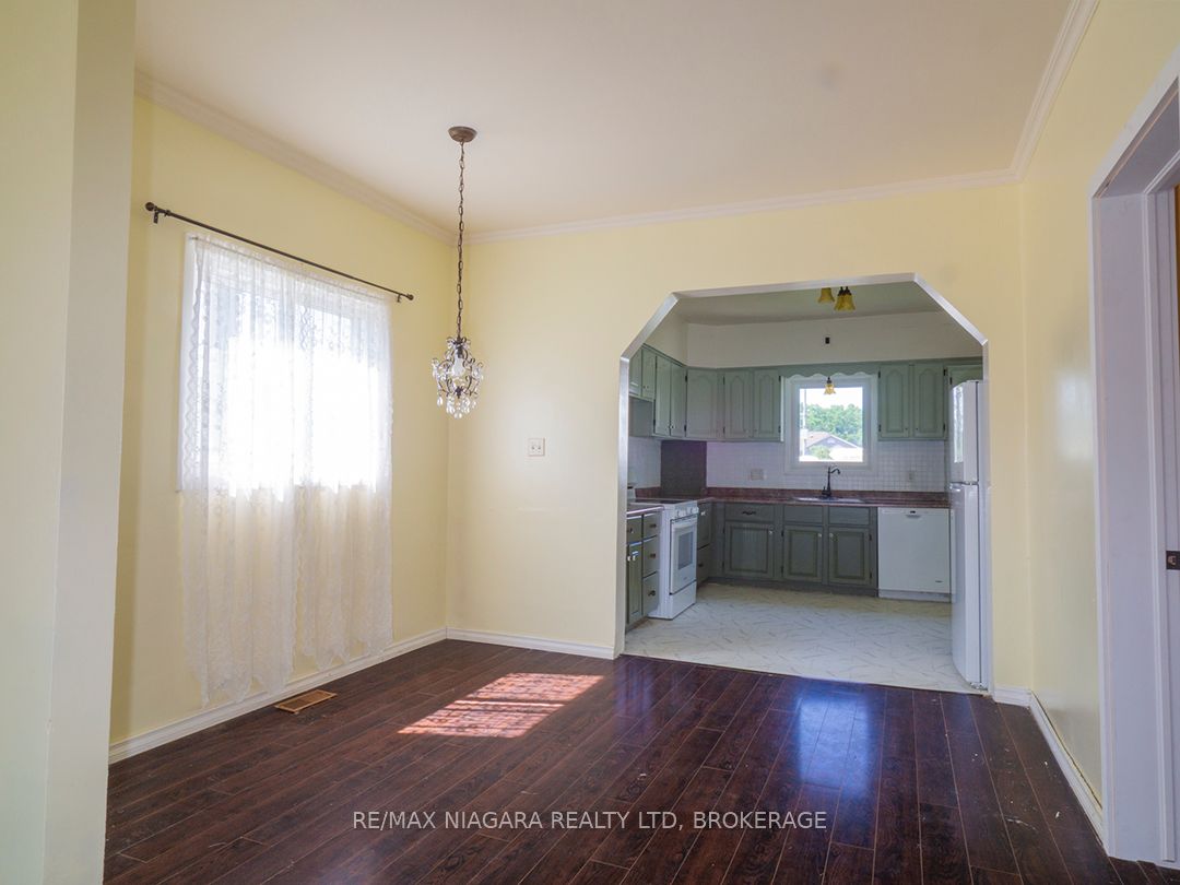 58 Christmas Street Property Photo 11