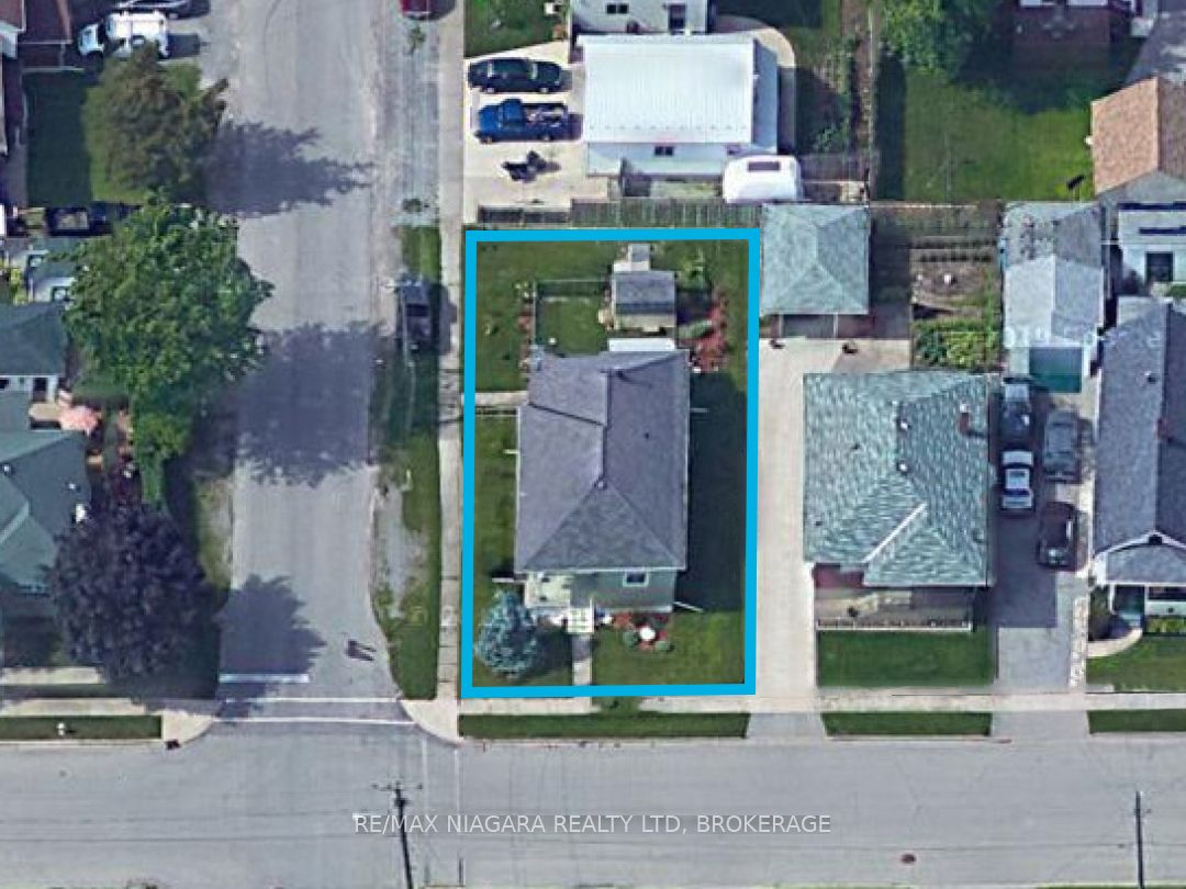 58 Christmas Street Property Photo 31