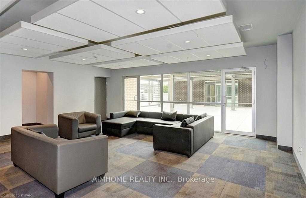 #309 - 318 Spruce Street Property Photo 6
