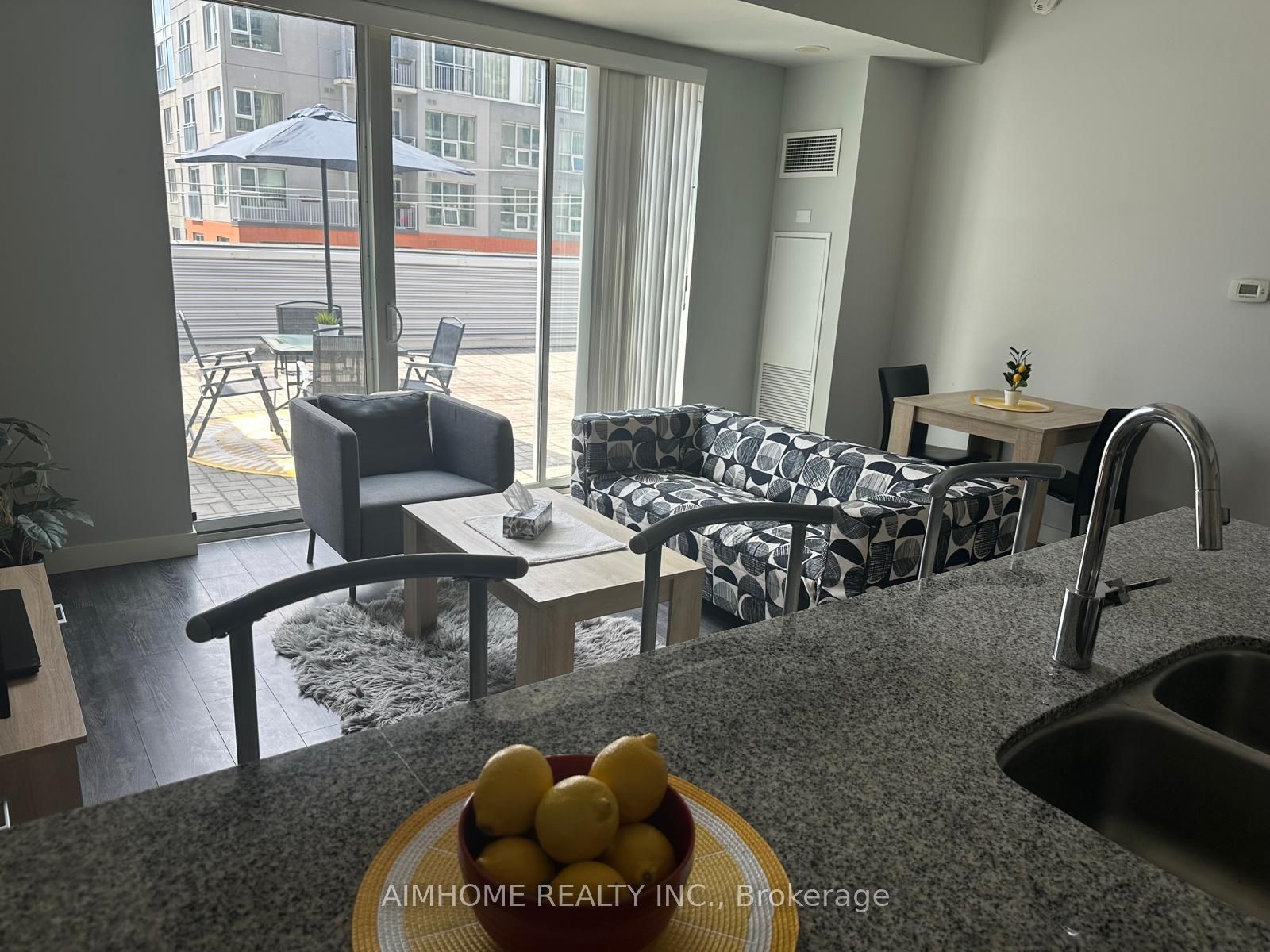 #309 - 318 Spruce Street Property Photo 23