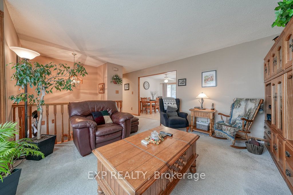 68 Thompson Place Property Photo 20