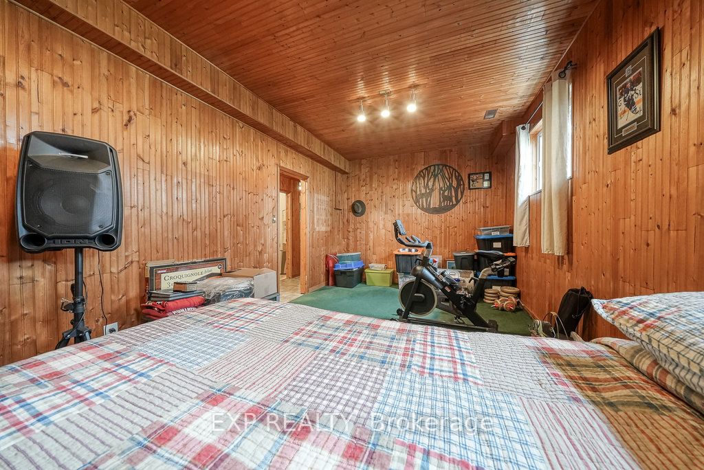 68 Thompson Place Property Photo 39