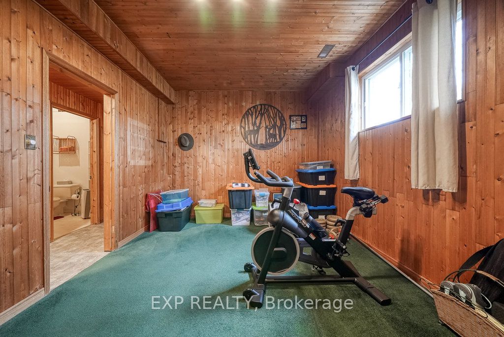 68 Thompson Place Property Photo 40