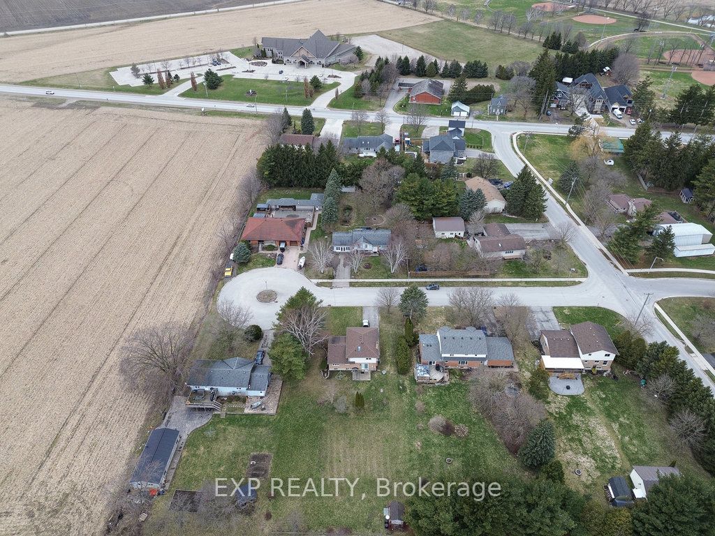 68 Thompson Place Property Photo 45