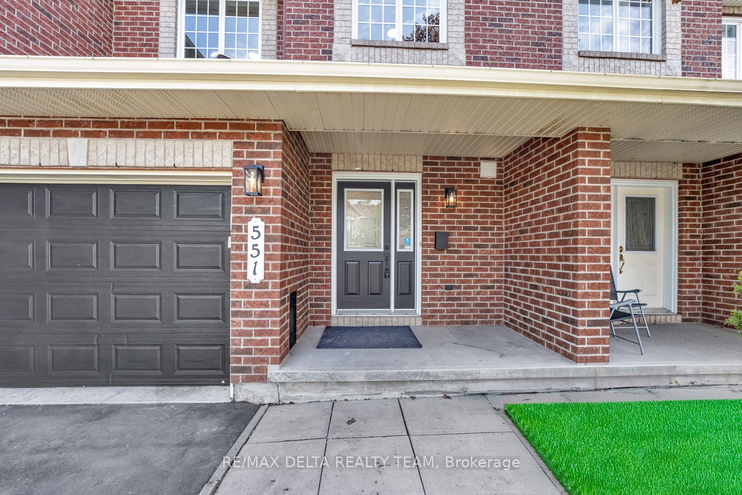 551 Casabella Drive Property Photo 3