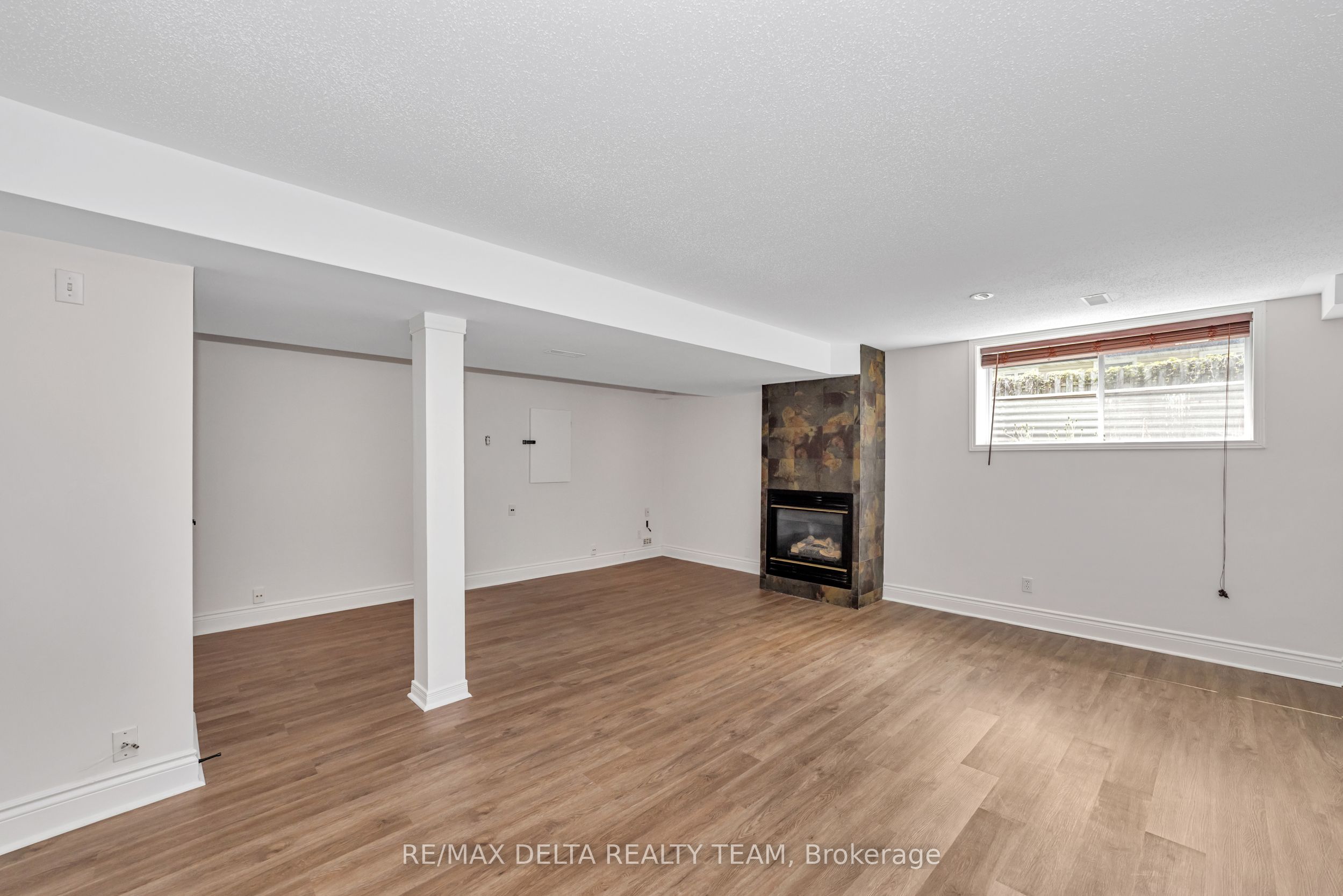 551 Casabella Drive Property Photo 31