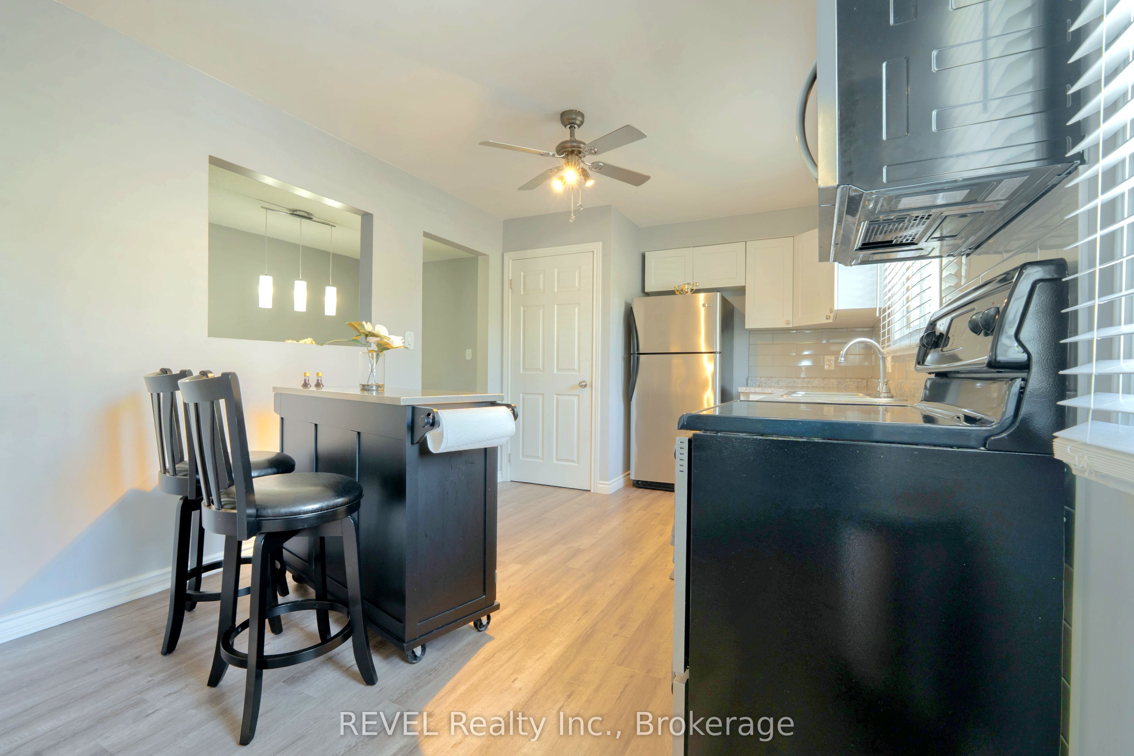 62 Green Maple Drive Property Photo 11