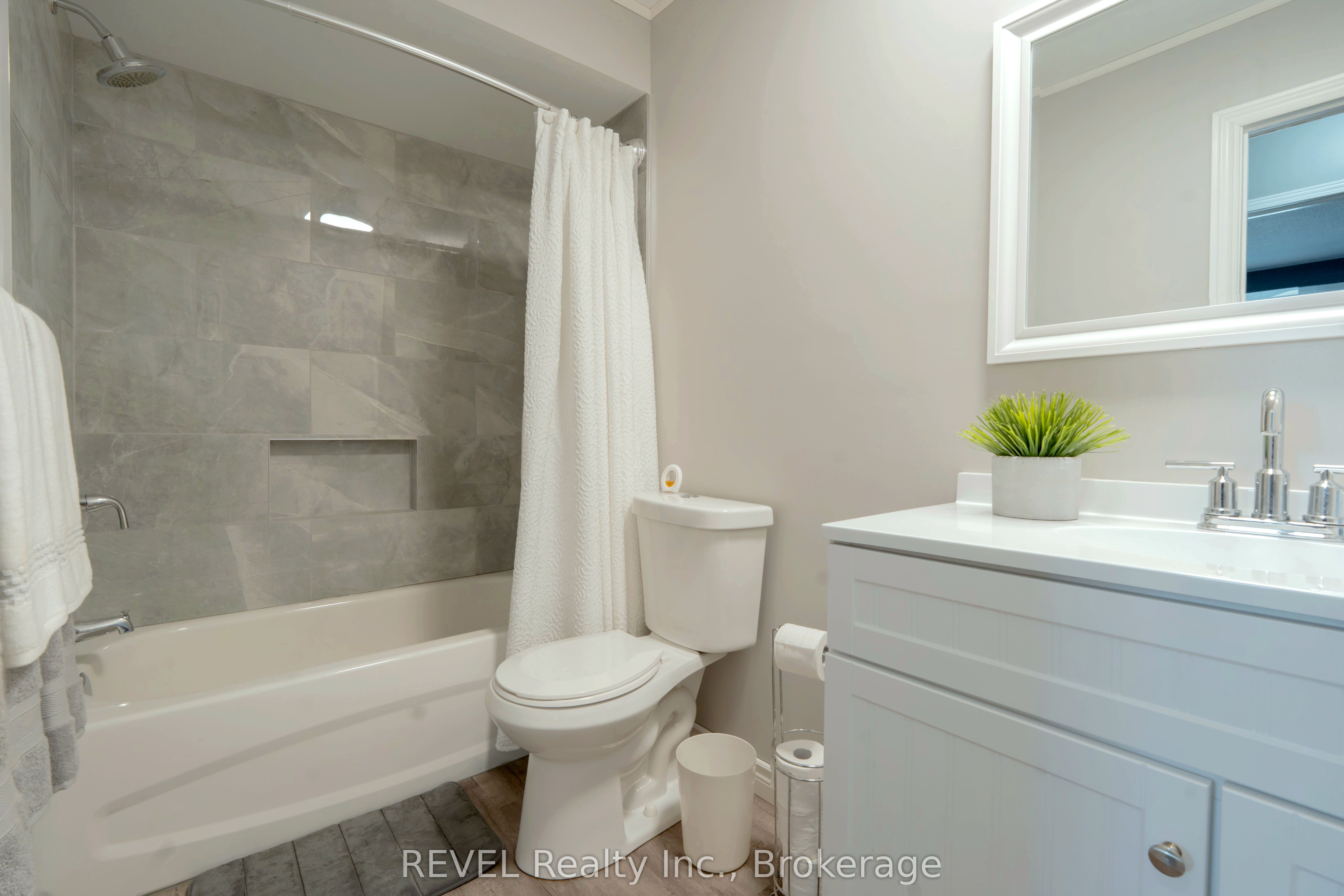 62 Green Maple Drive Property Photo 15
