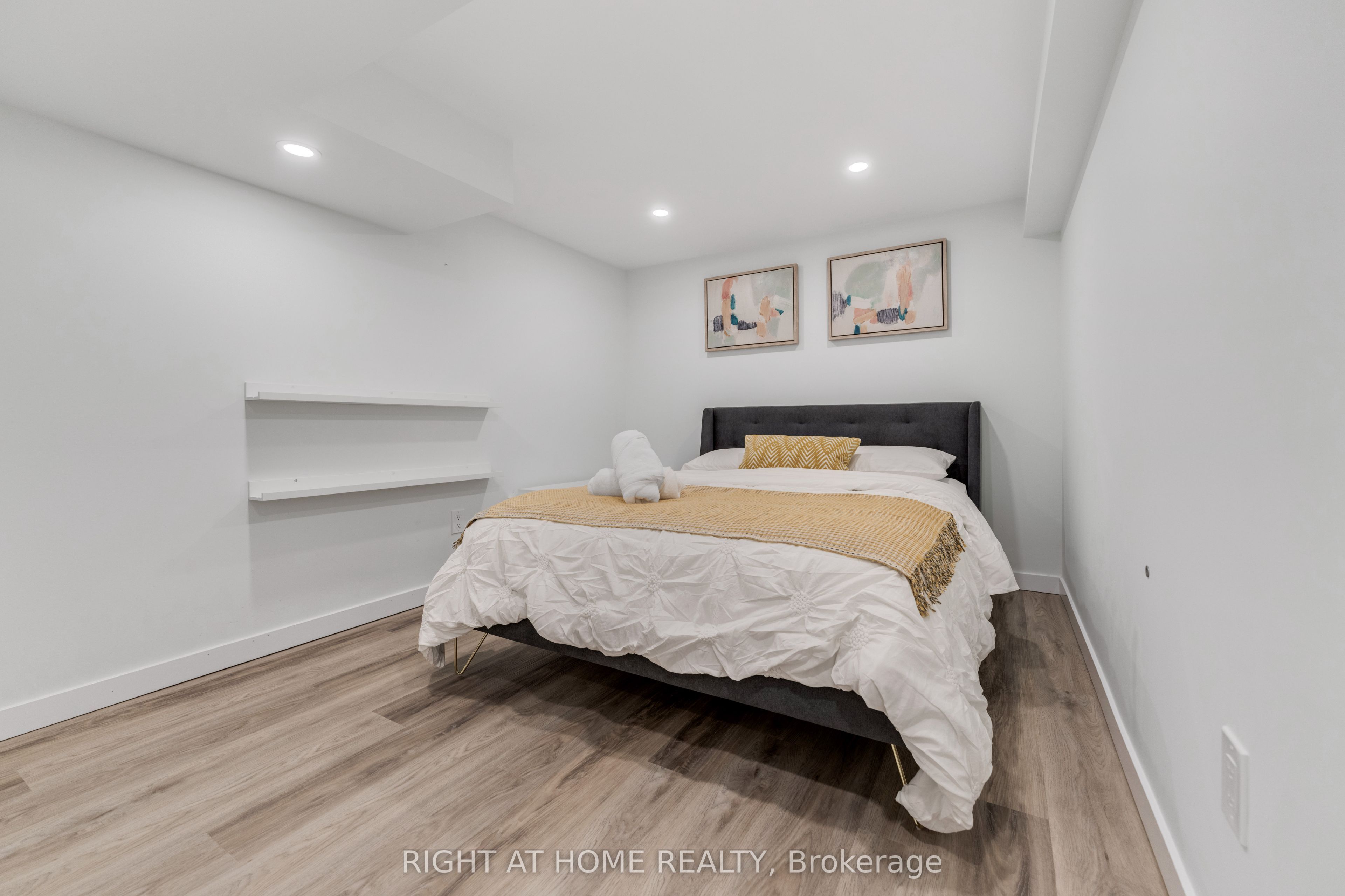11 Nickel Street Property Photo 28