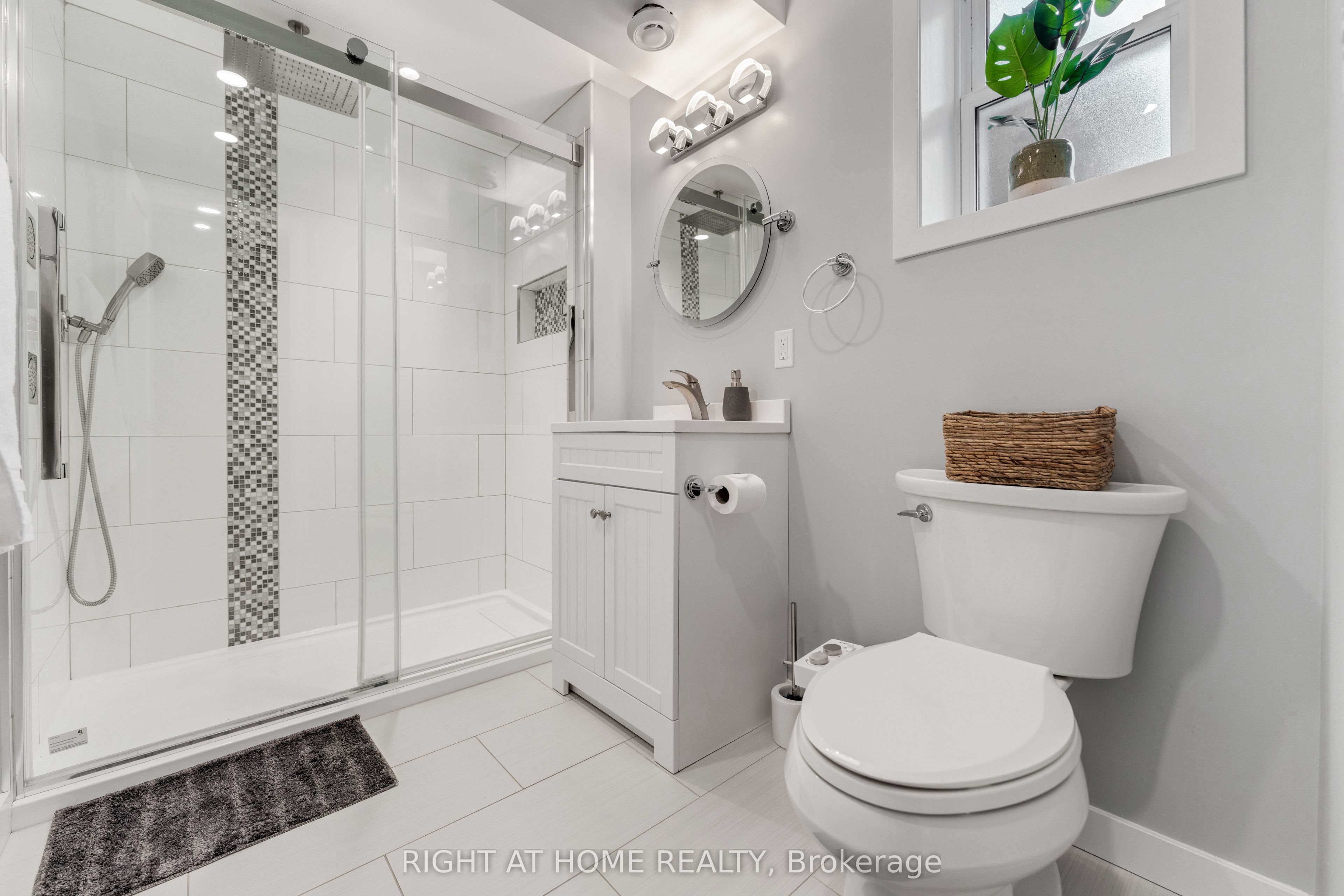 11 Nickel Street Property Photo 31