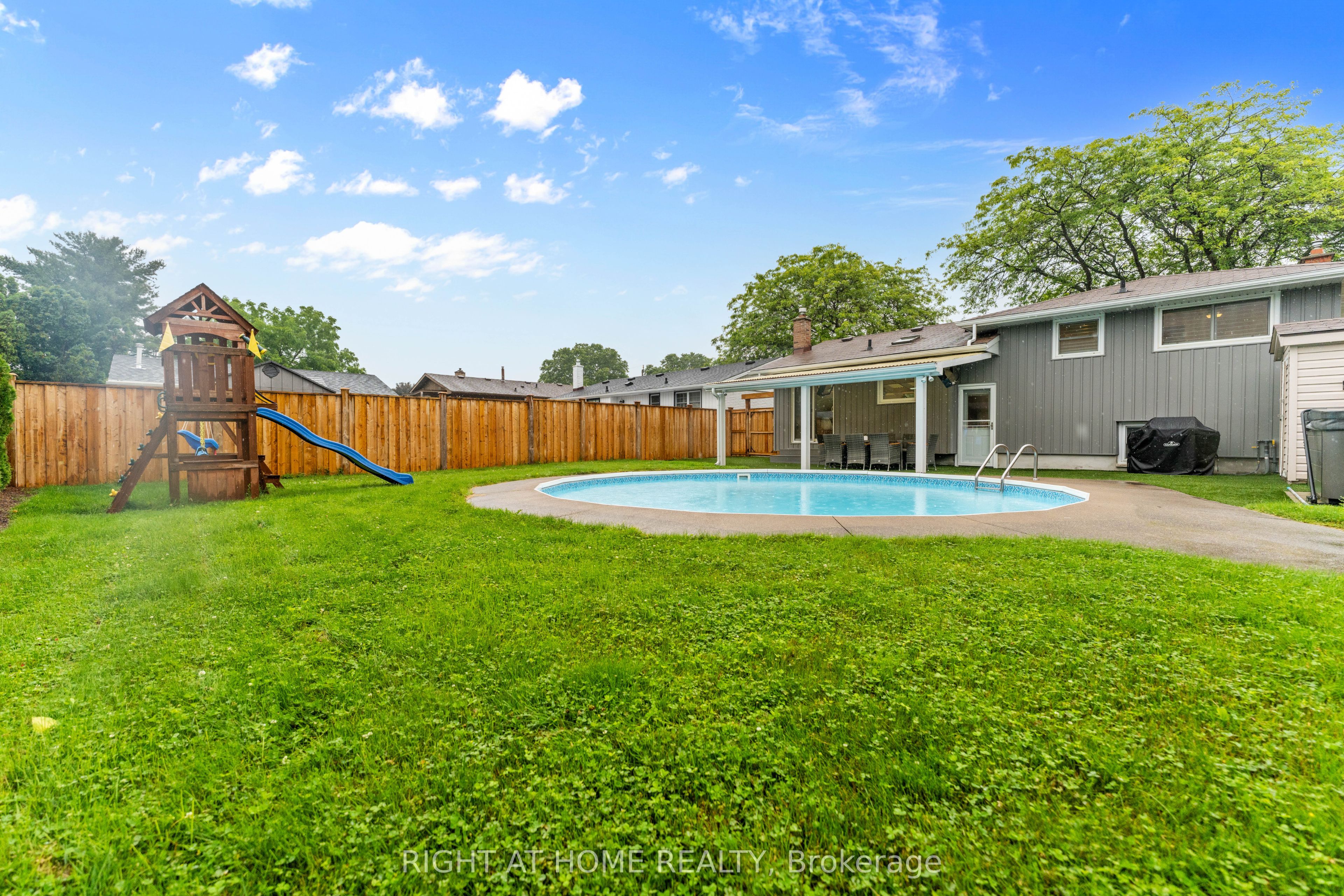 11 Nickel Street Property Photo 38