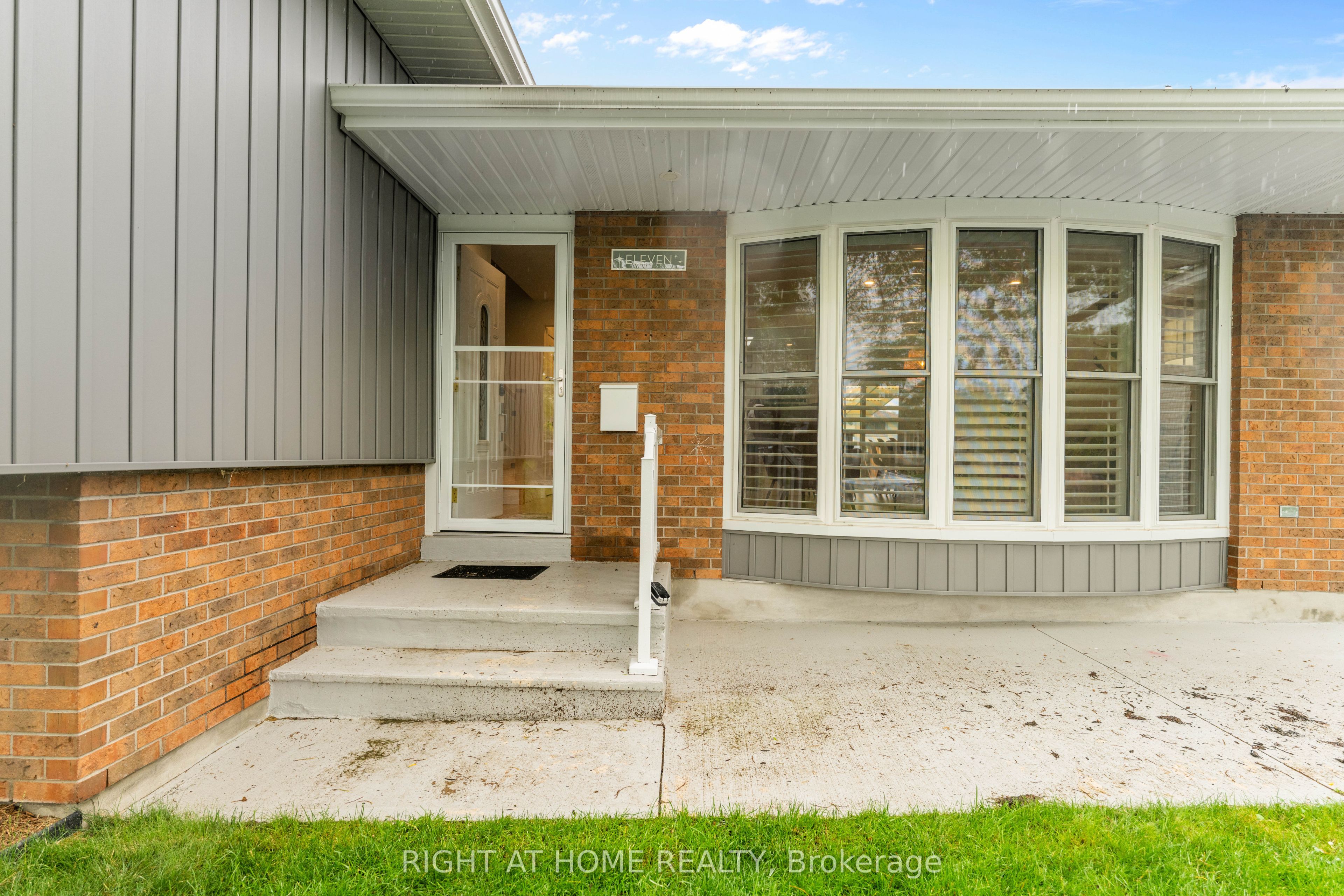 11 Nickel Street Property Photo 41