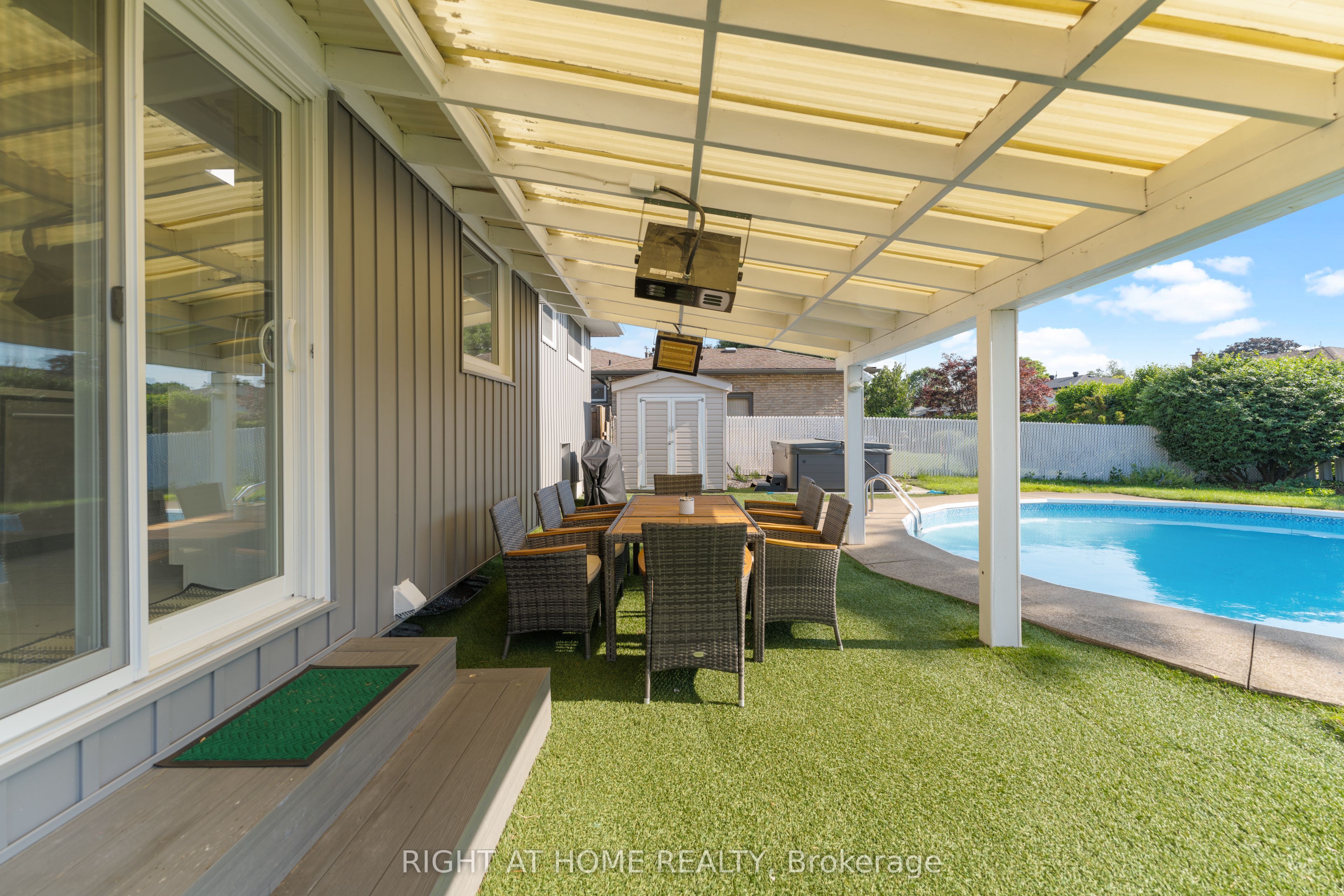 11 Nickel Street Property Photo 45