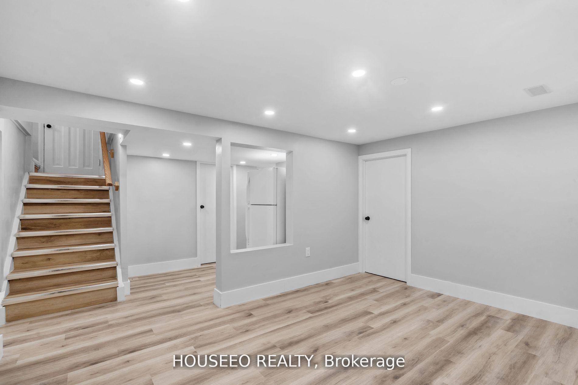 718 Leroy Avenue Property Photo 13