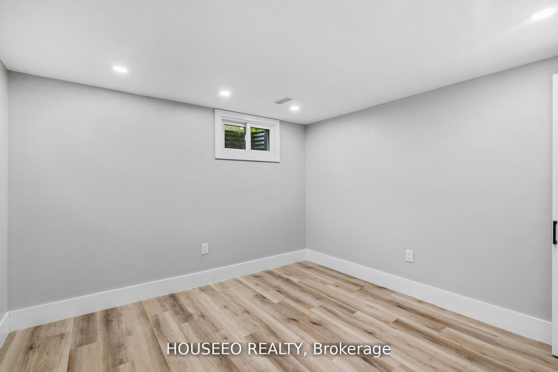 718 Leroy Avenue Property Photo 16