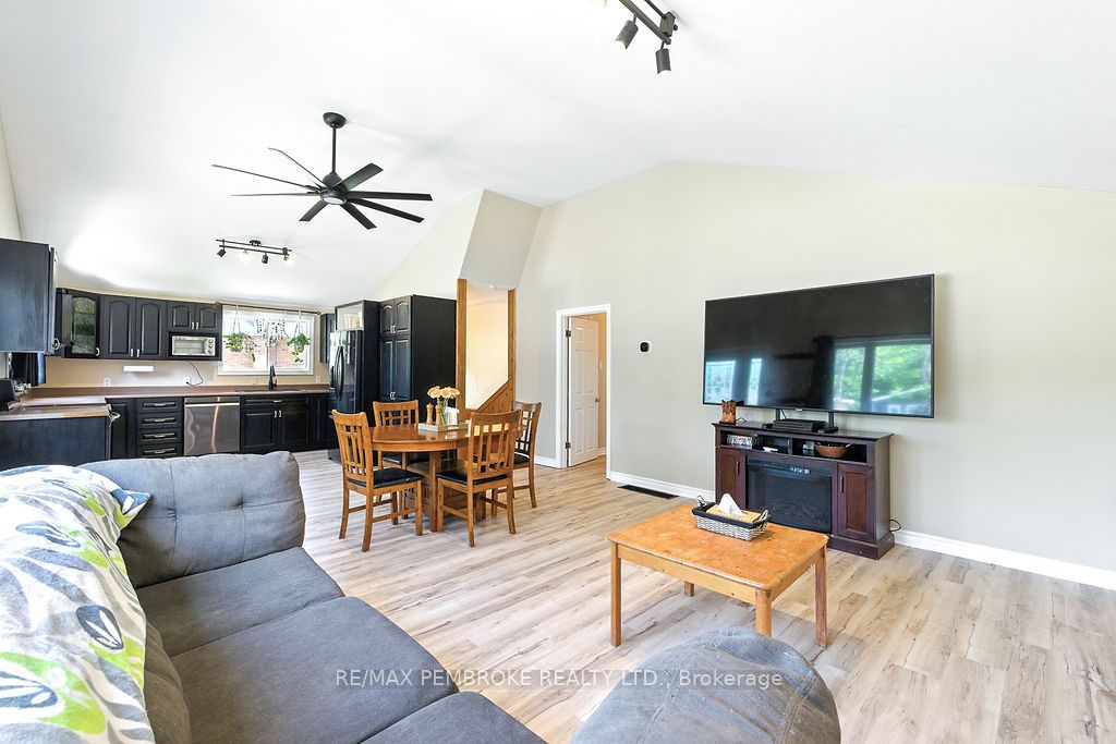 62 Mary Street Property Photo 13