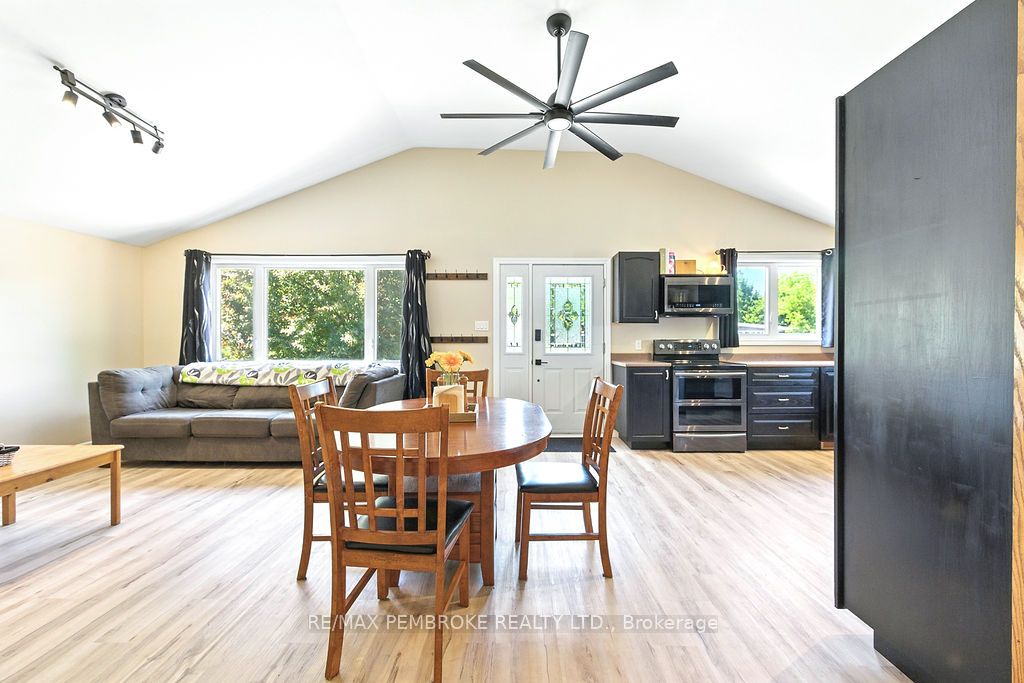 62 Mary Street Property Photo 14