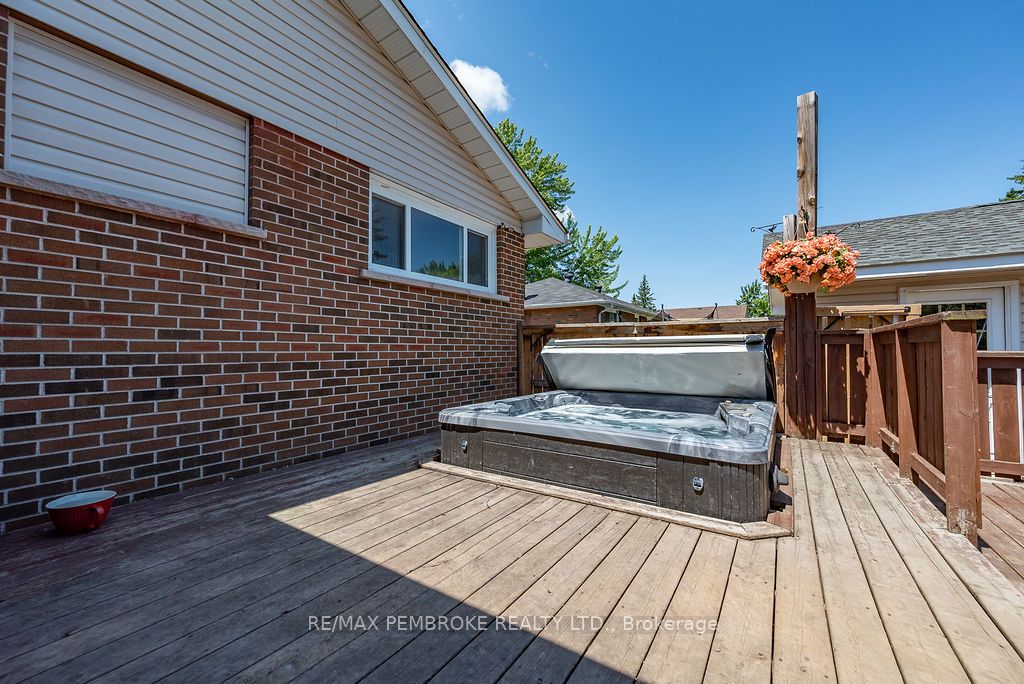 62 Mary Street Property Photo 36