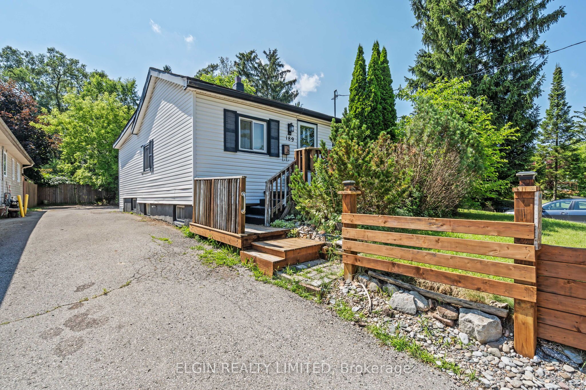 189 Emerson Avenue Property Photo 1