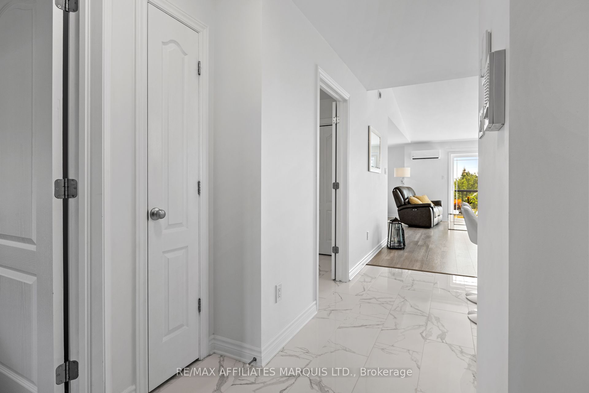 229 Water Street E 206 Property Photo 17