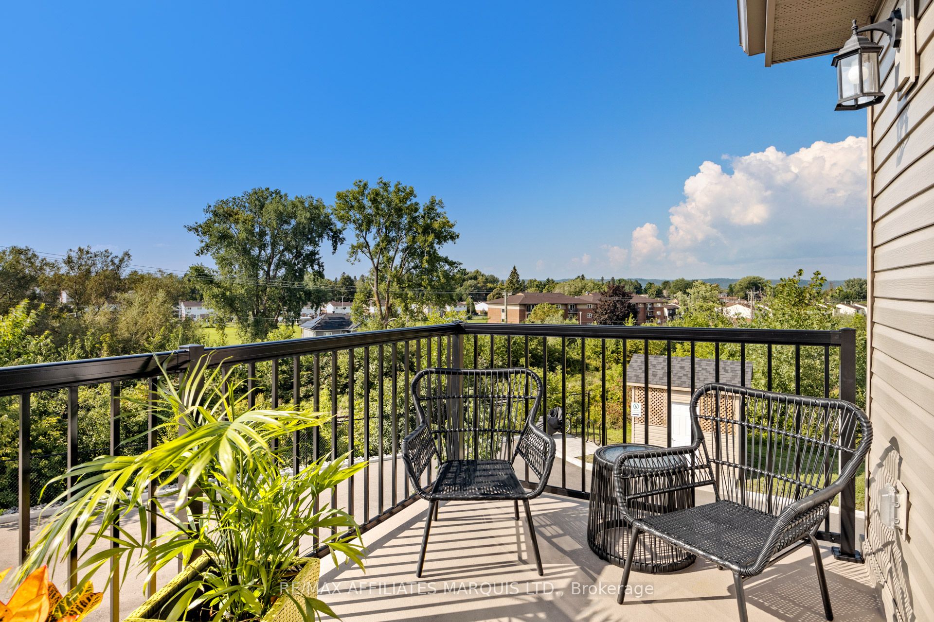 229 Water Street E 206 Property Photo 27