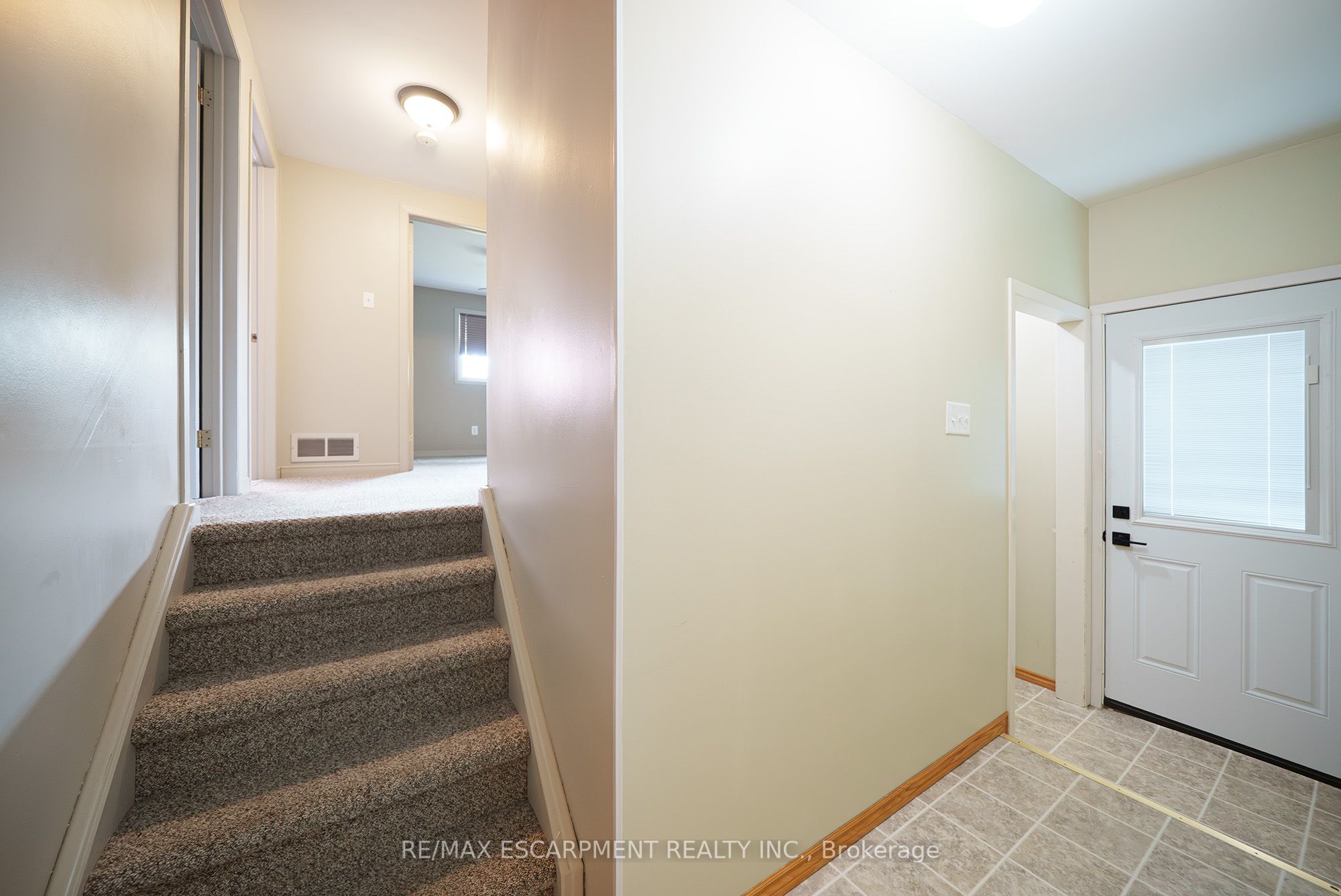 22 Sprucehill Drive Property Photo 12