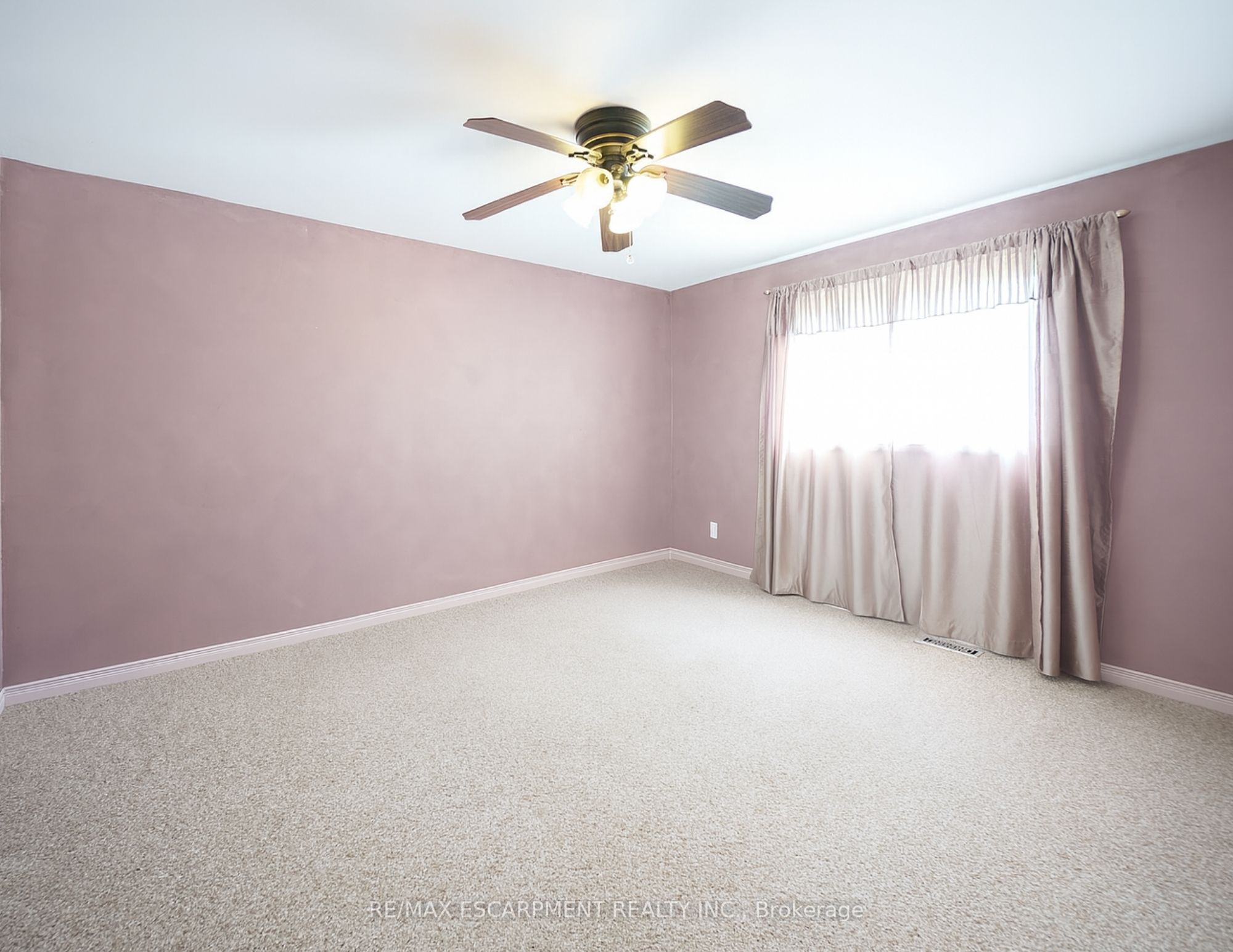 22 Sprucehill Drive Property Photo 15