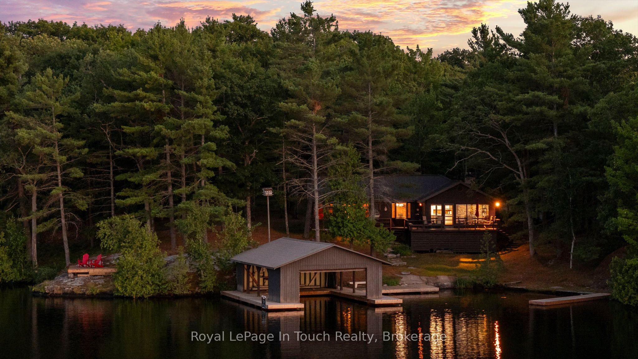 211 Pickerel Point Rd Property Photo 1