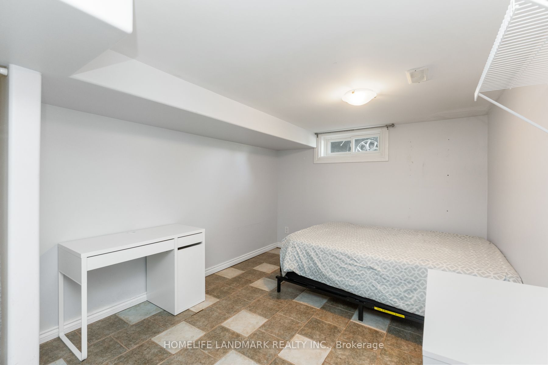 55 Cliff Crescent Property Photo 17