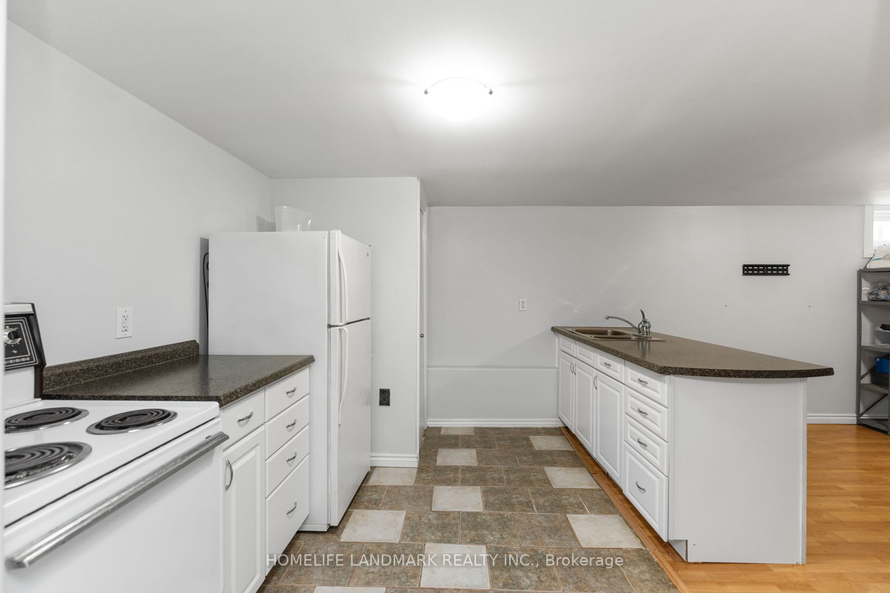 55 Cliff Crescent Property Photo 19